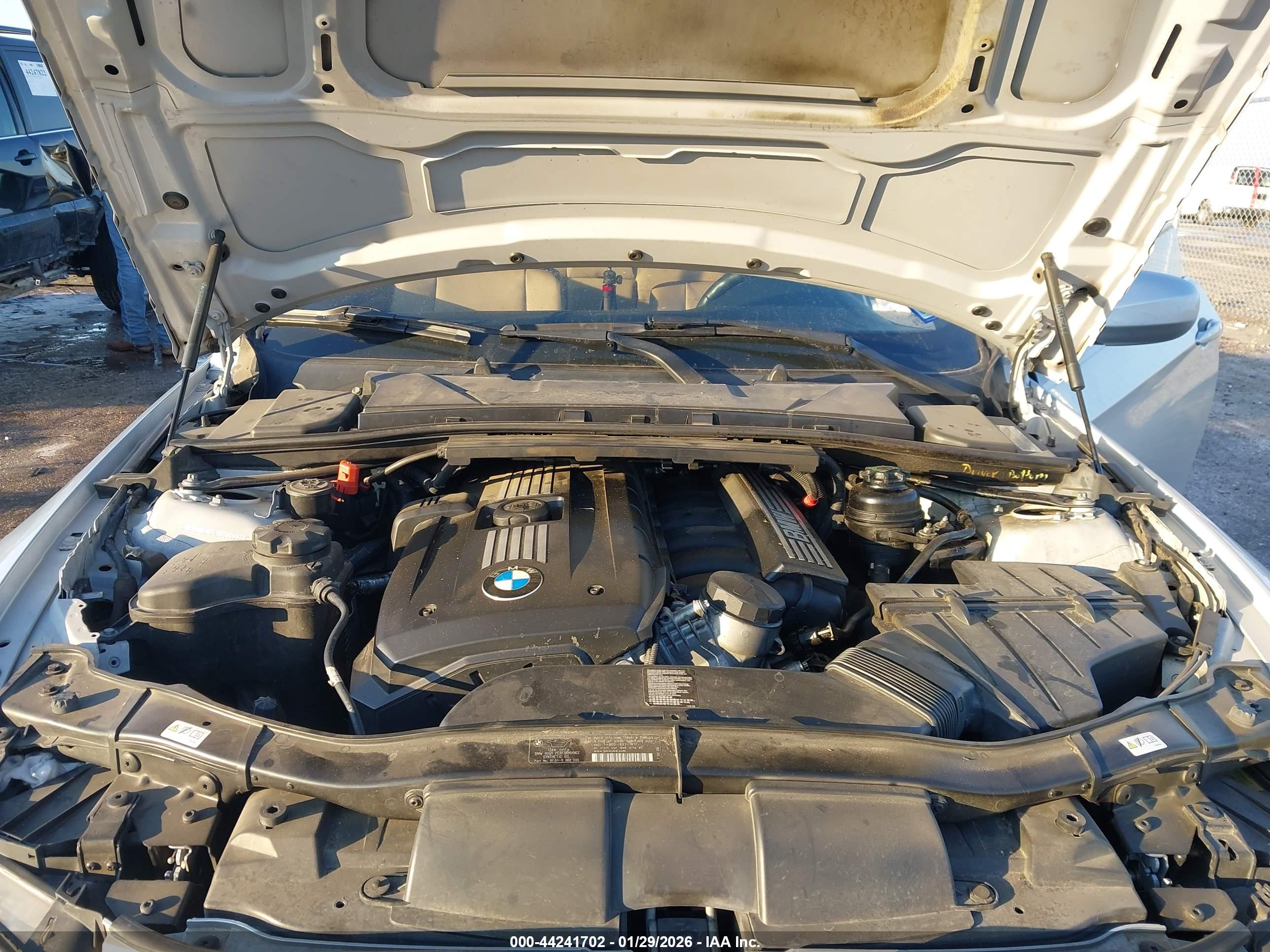 BMW 328I image 10