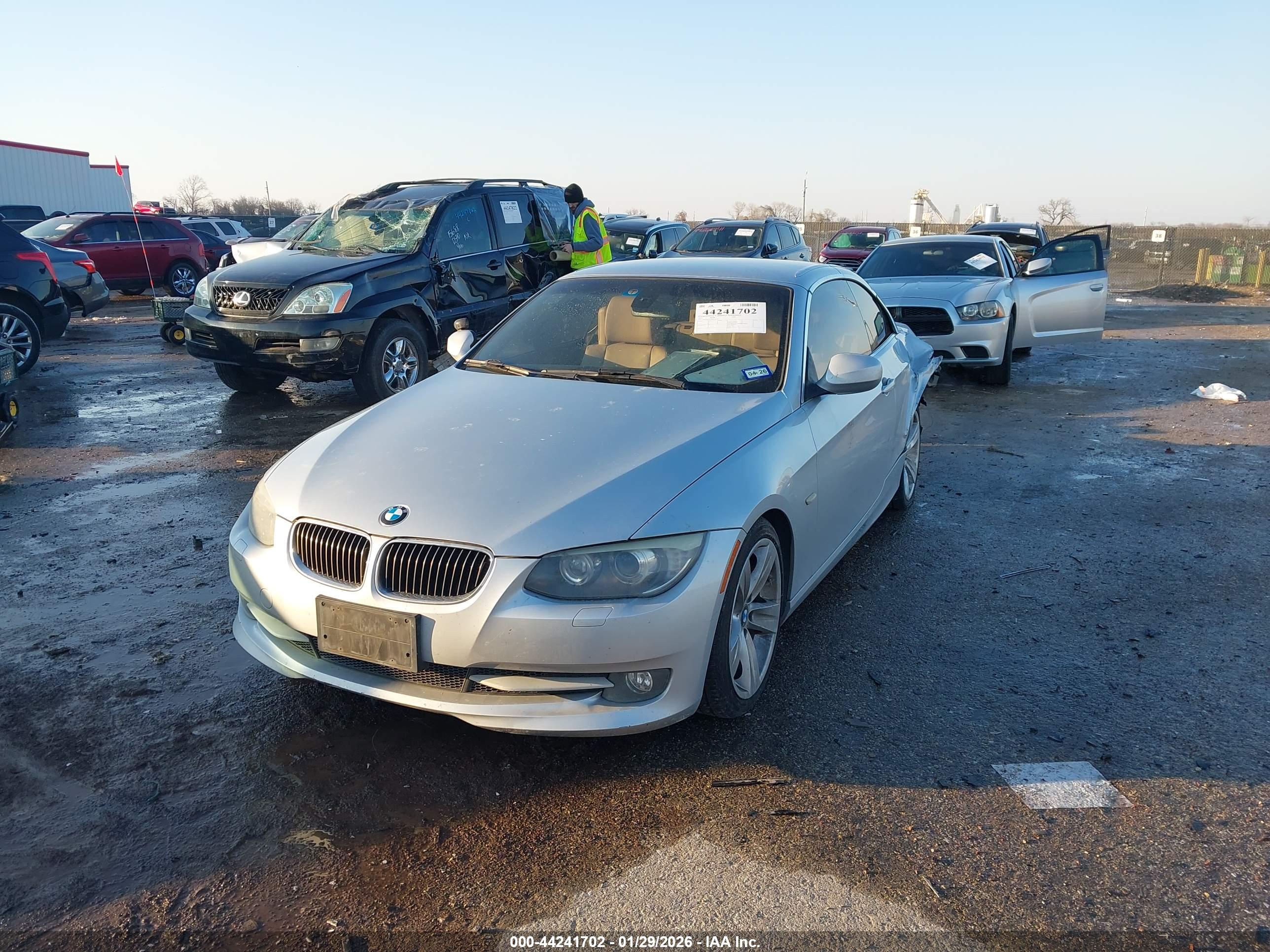 BMW 328I image 2