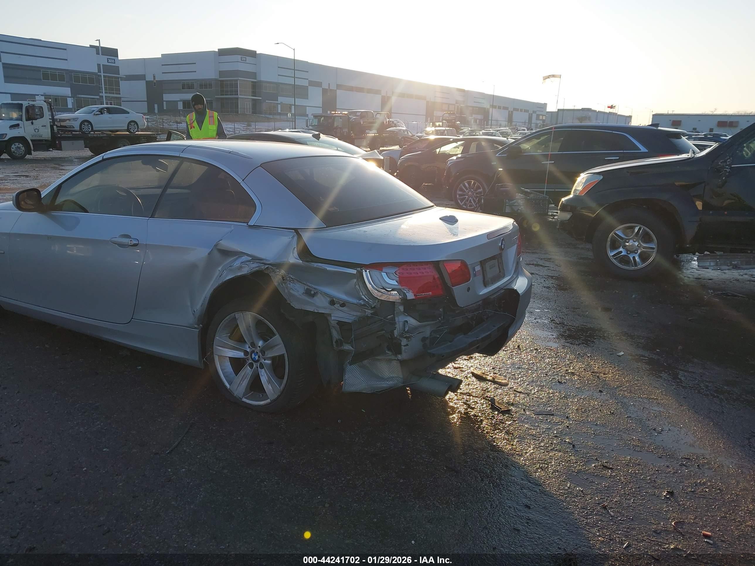 BMW 328I image 6
