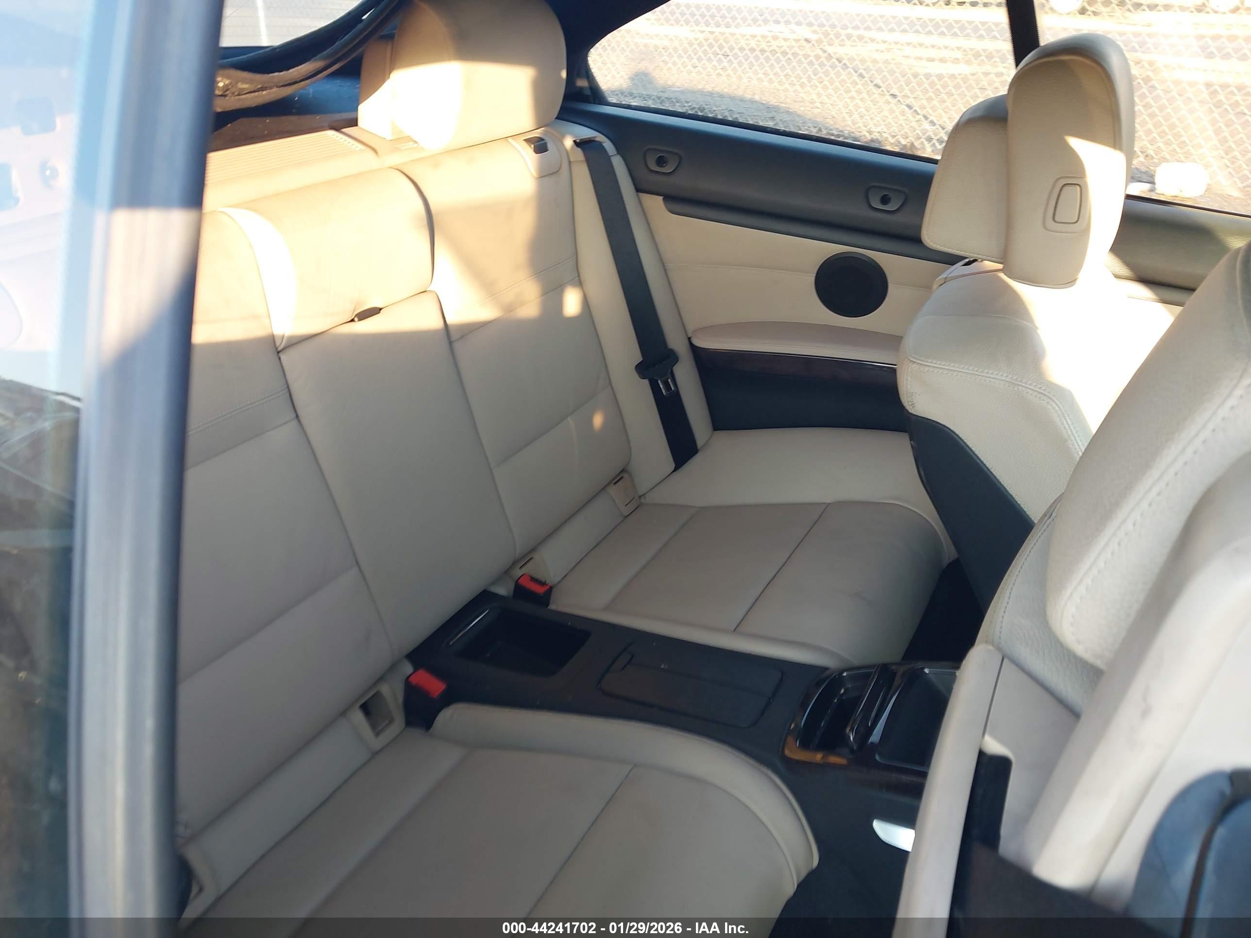 BMW 328I image 8