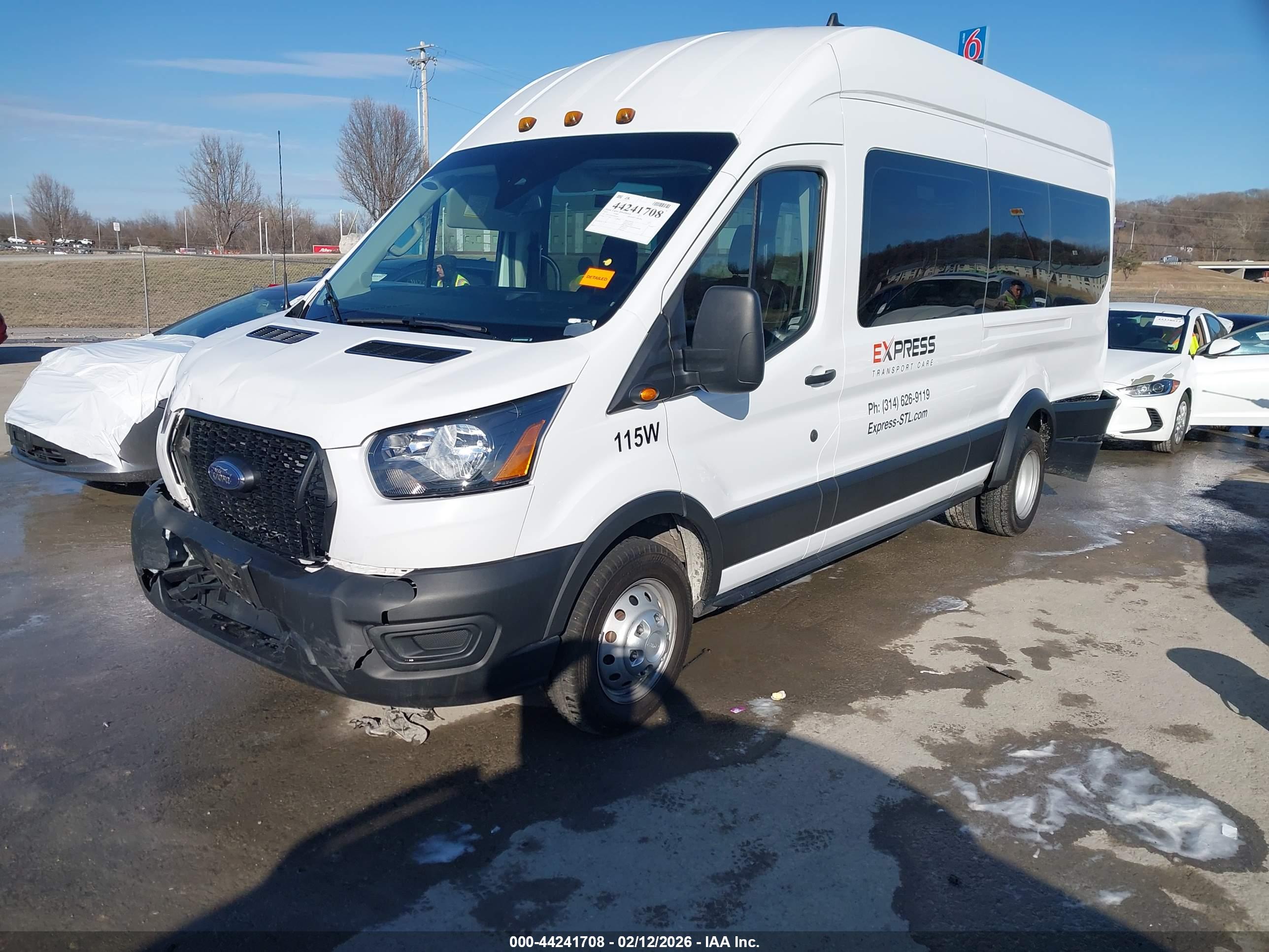 FORD TRANSIT-350 image 2