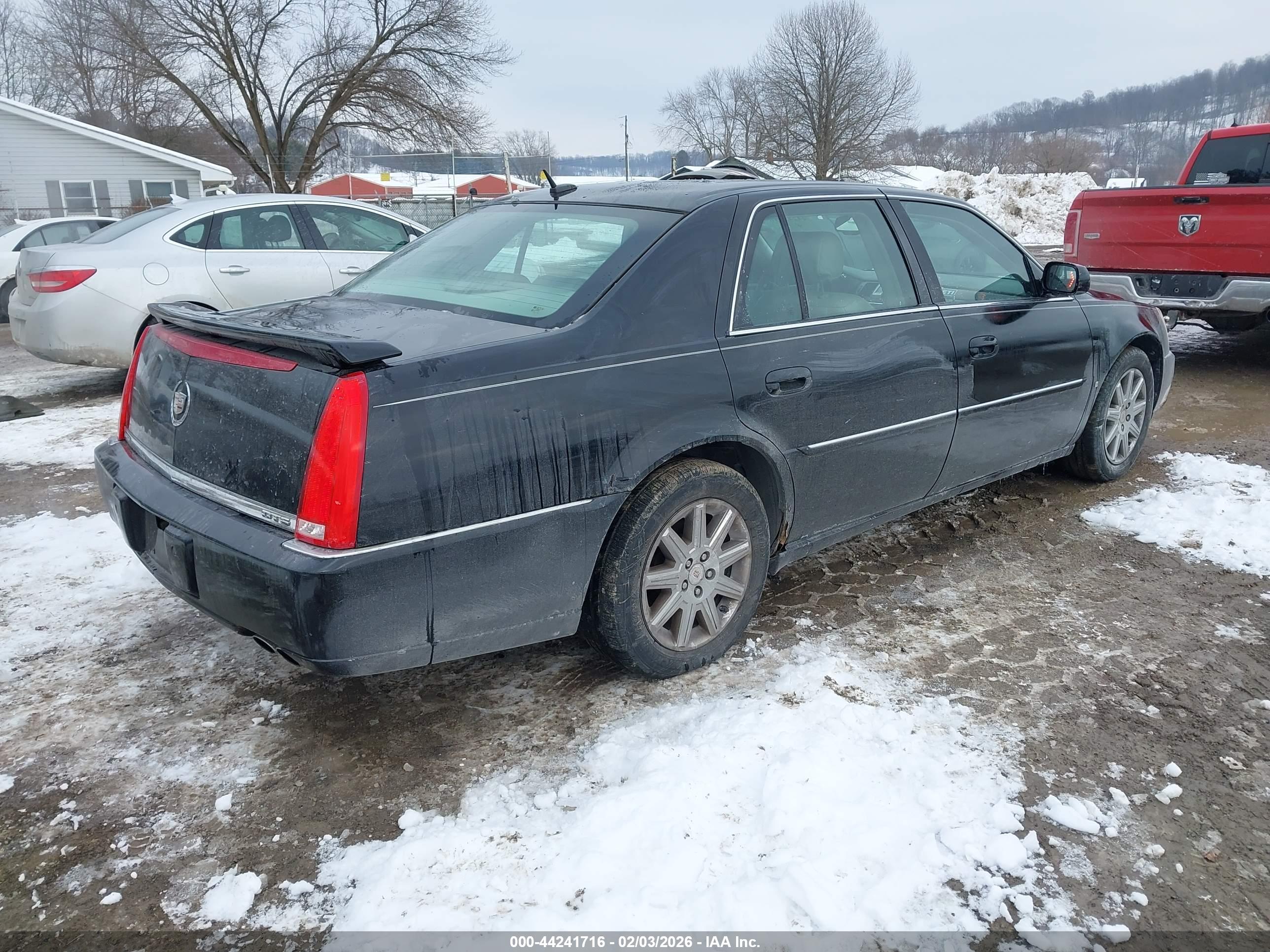 CADILLAC DTS image 4