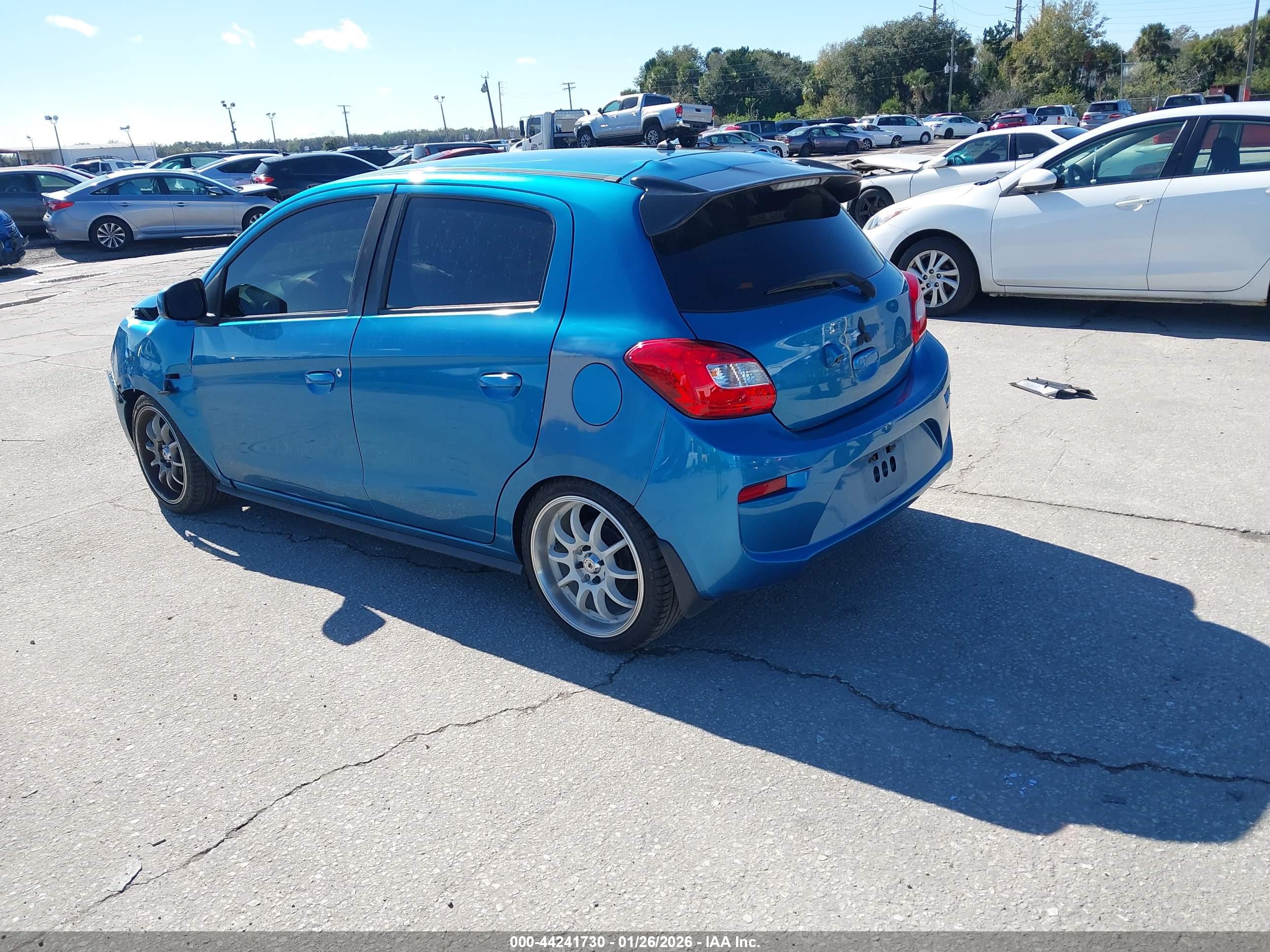 MITSUBISHI MIRAGE image 3