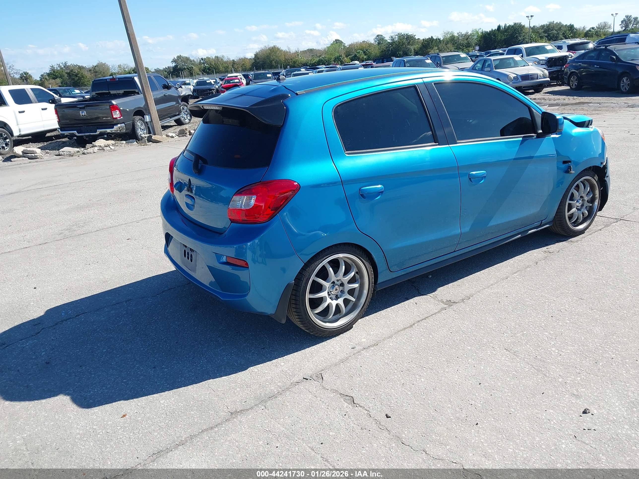 MITSUBISHI MIRAGE image 4