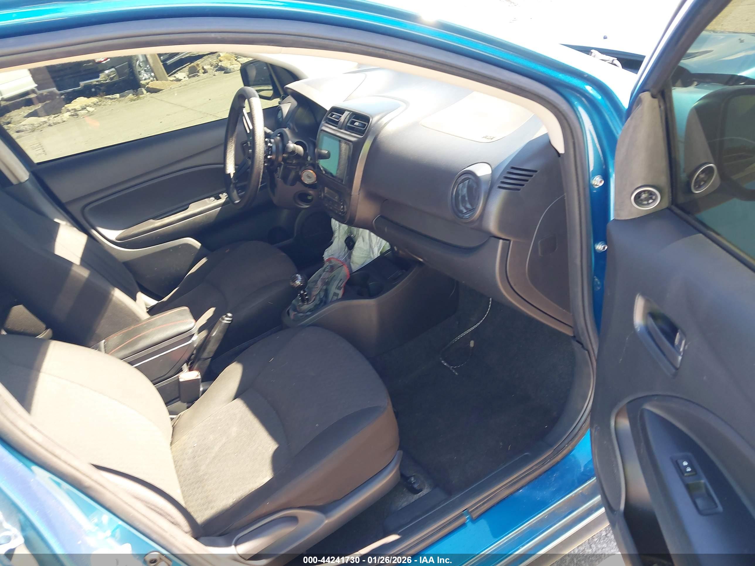 MITSUBISHI MIRAGE image 5