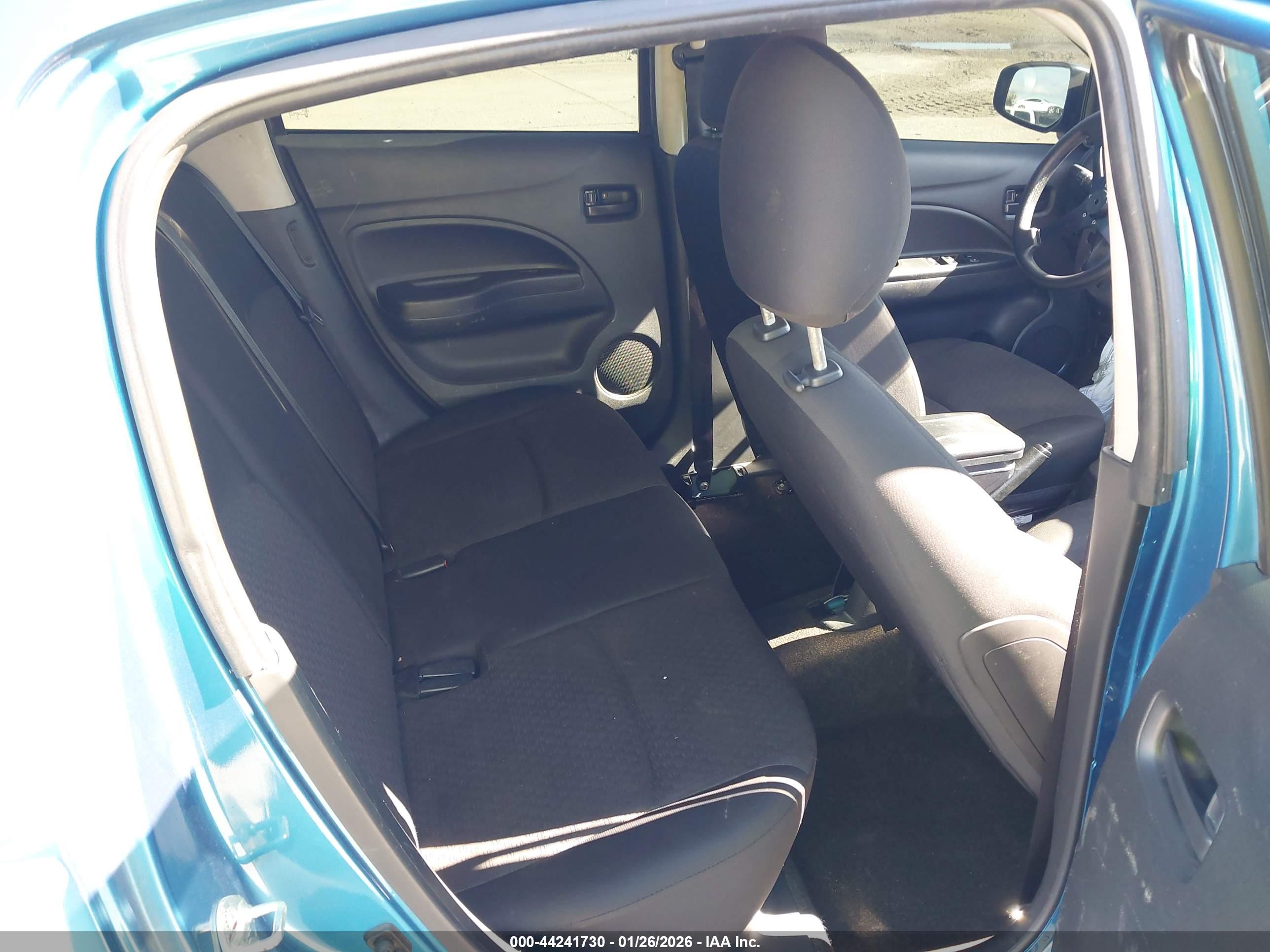 MITSUBISHI MIRAGE image 8