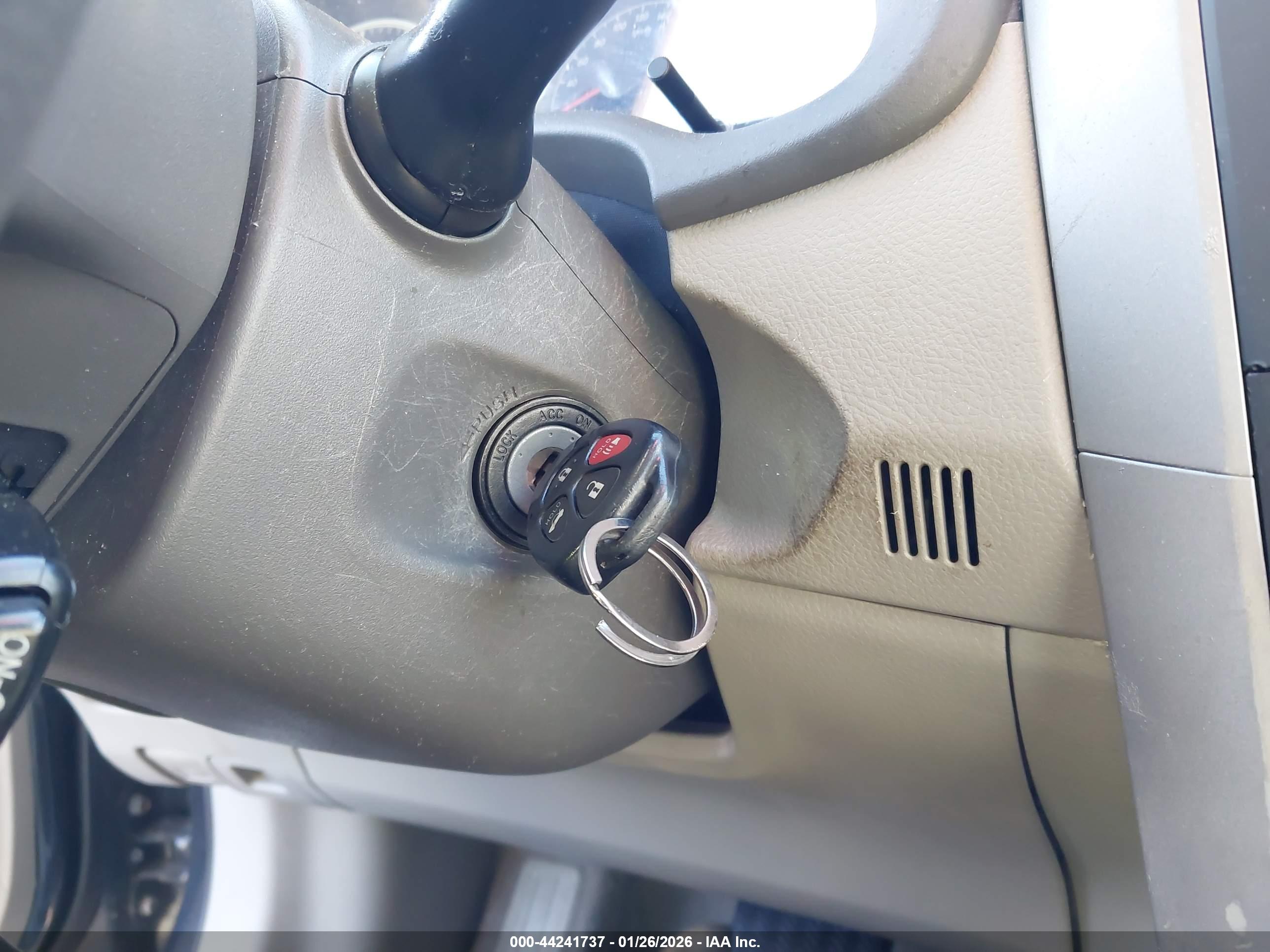 TOYOTA COROLLA image 11