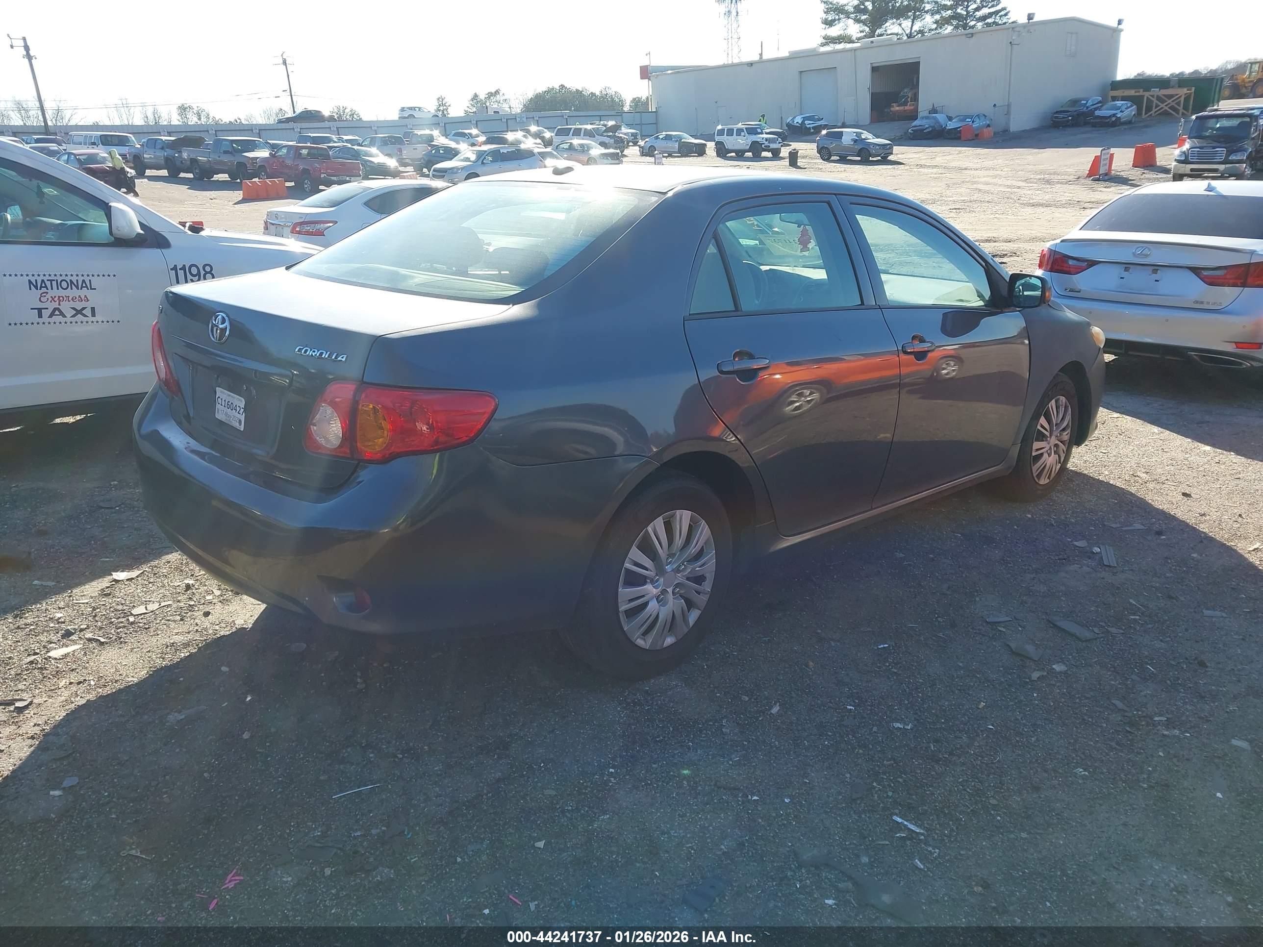 TOYOTA COROLLA image 4