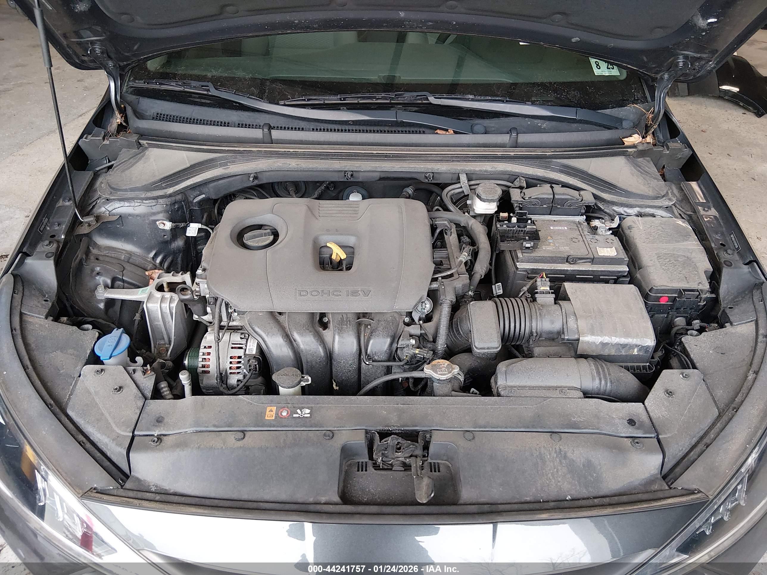 HYUNDAI ELANTRA image 10