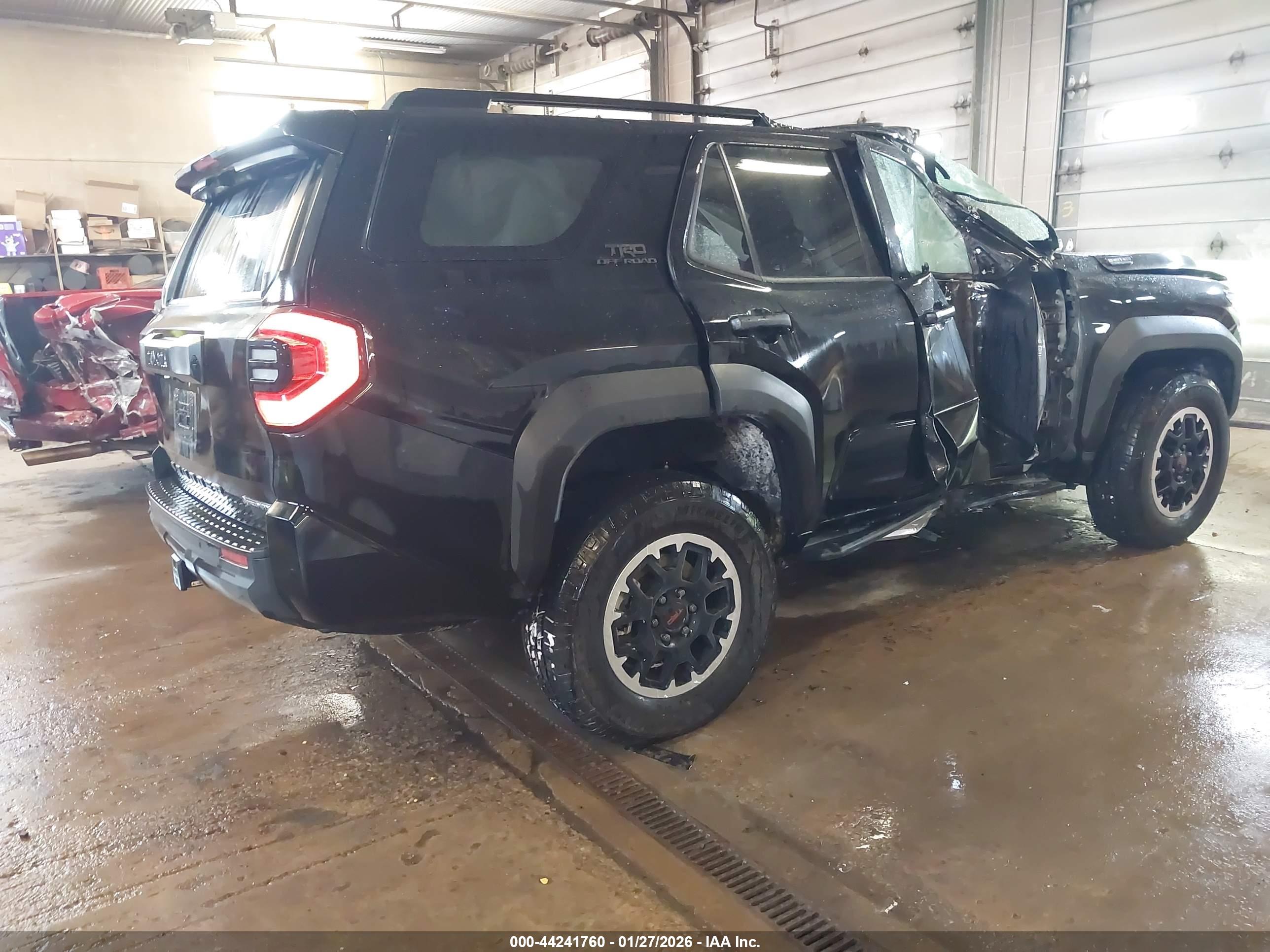 TOYOTA 4RUNNER image 4