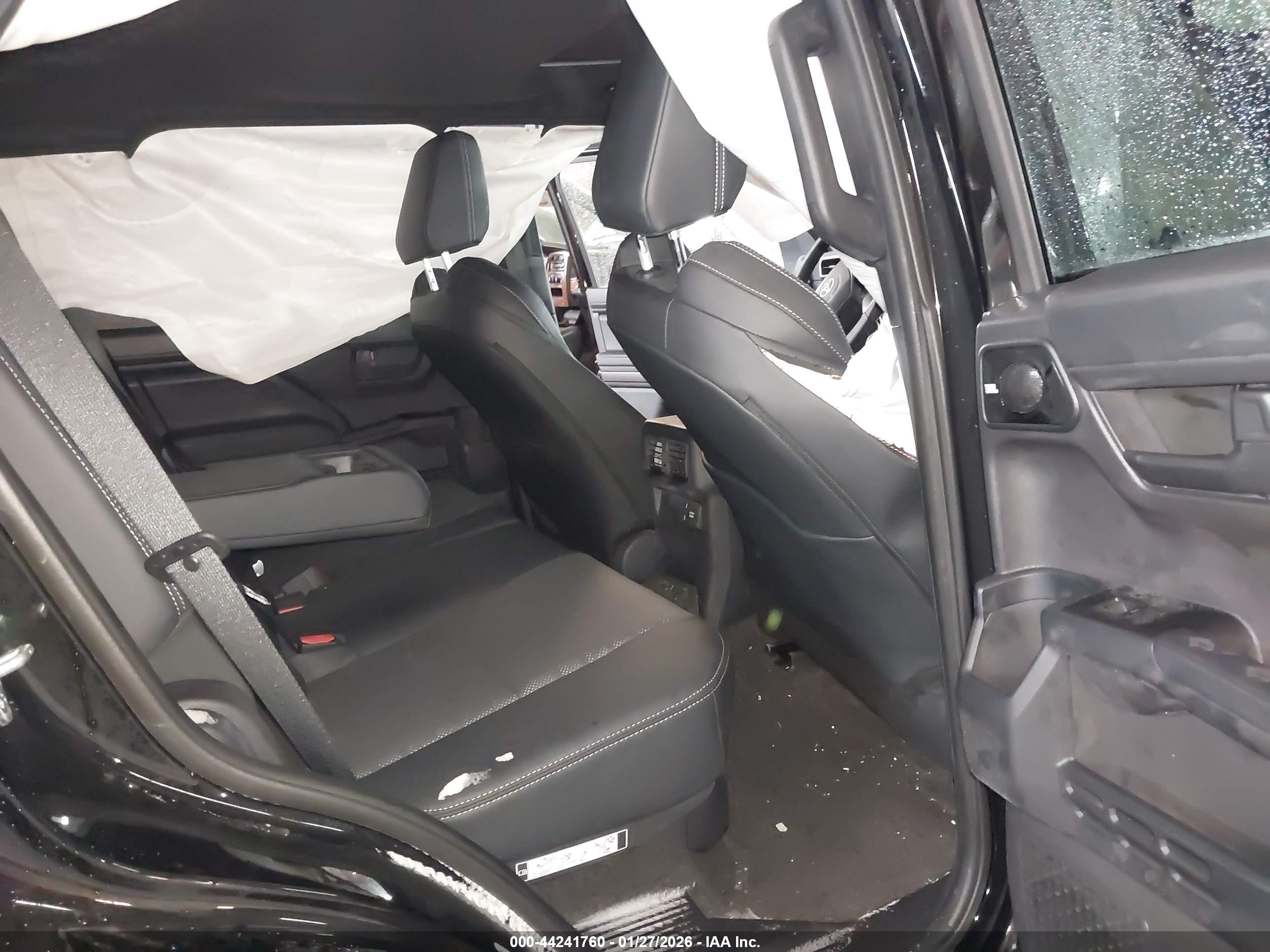 TOYOTA 4RUNNER image 8