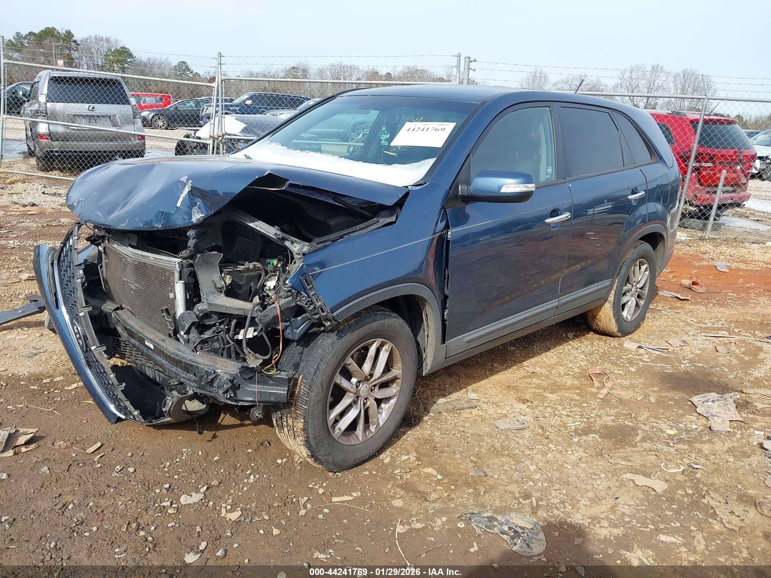 KIA SORENTO image 2