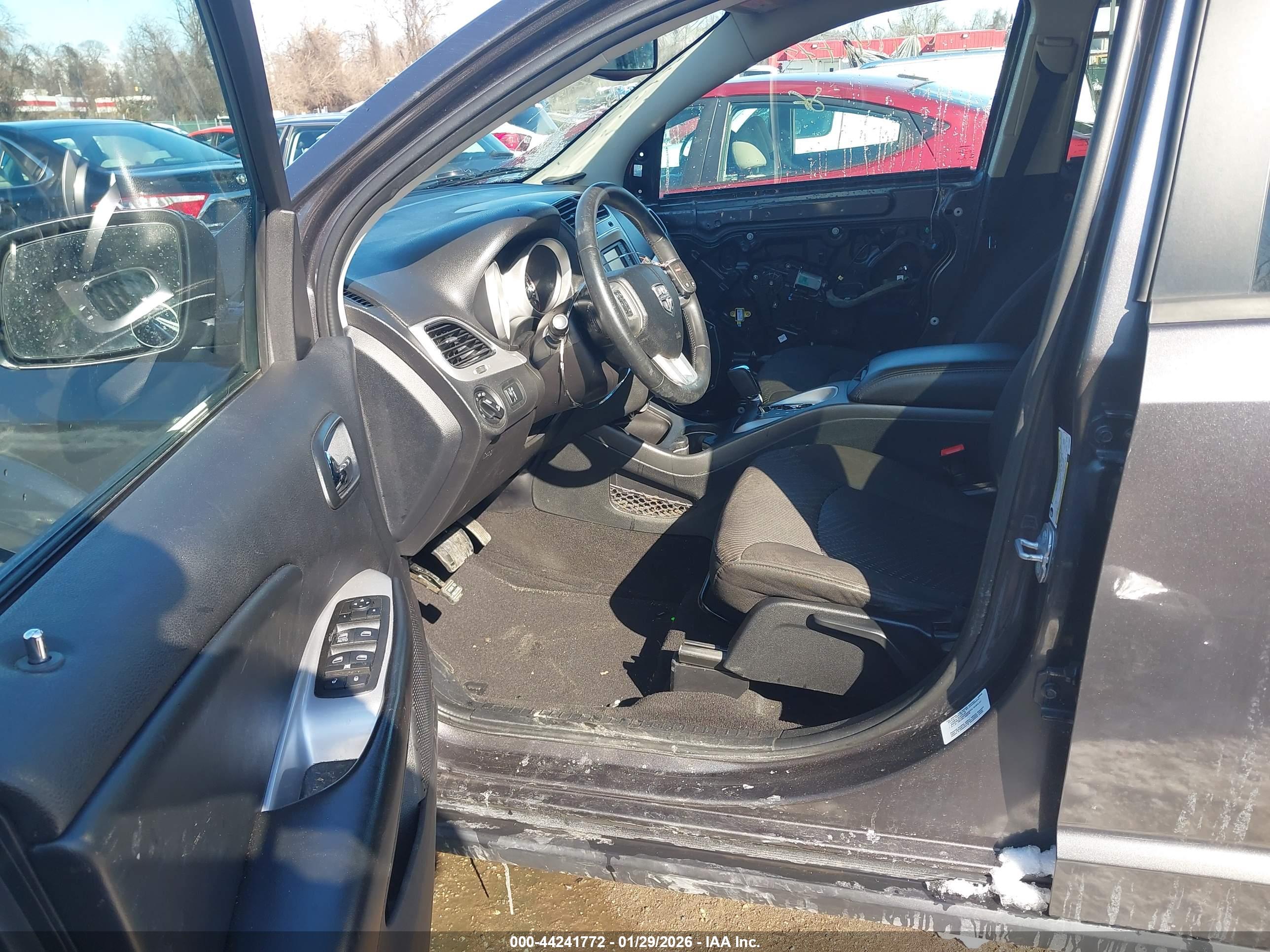 DODGE JOURNEY image 5