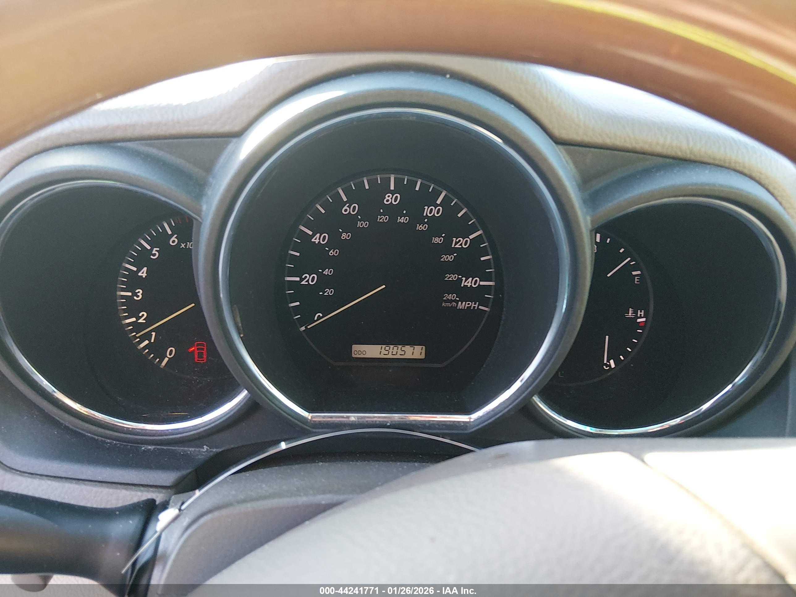 LEXUS RX image 7
