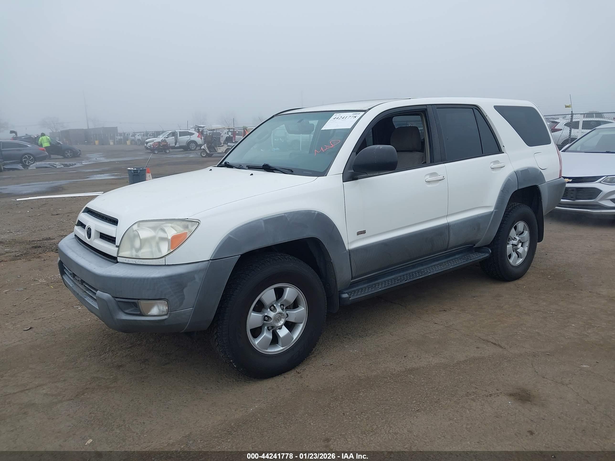 TOYOTA 4RUNNER image 2