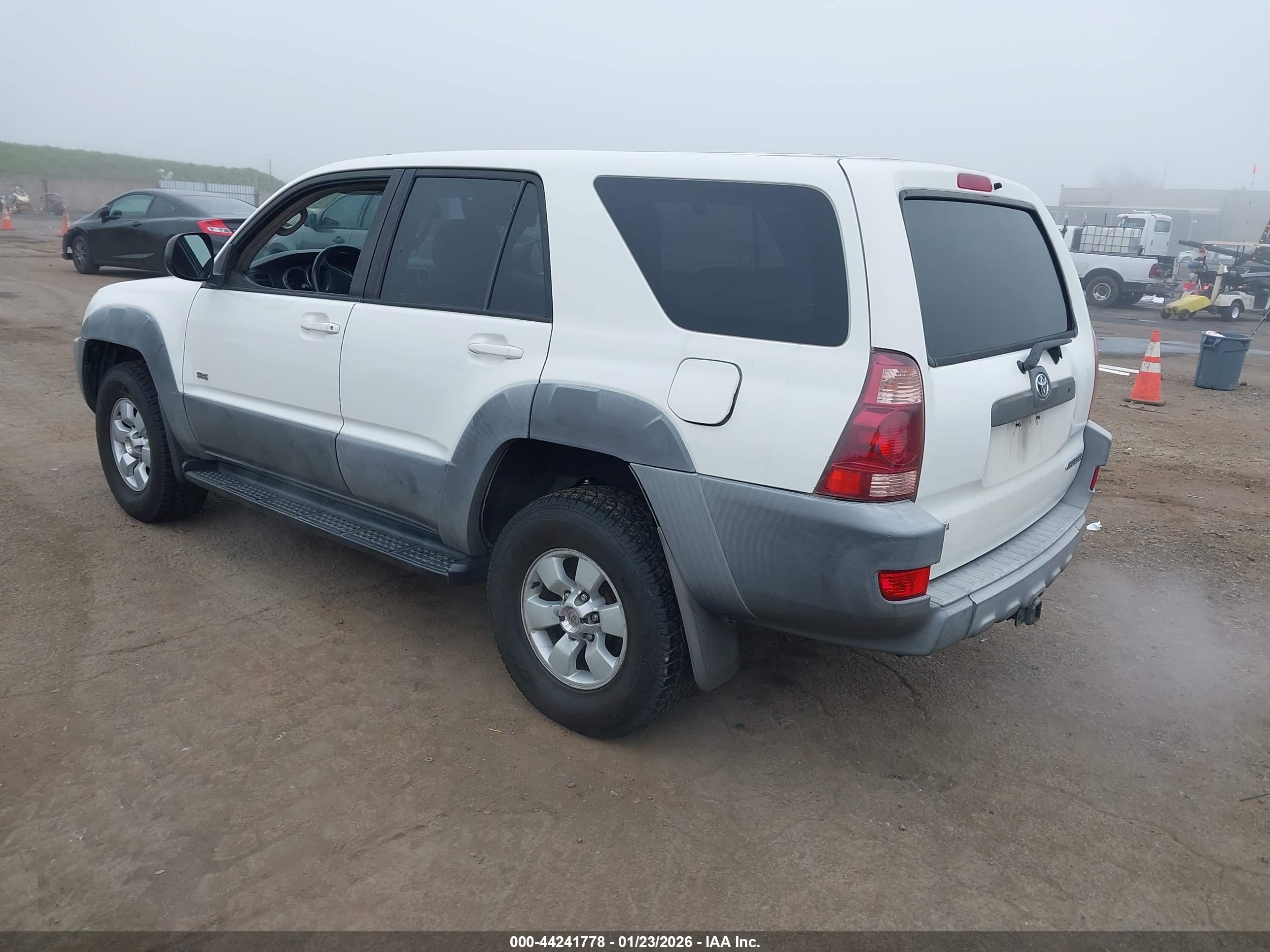 TOYOTA 4RUNNER image 3