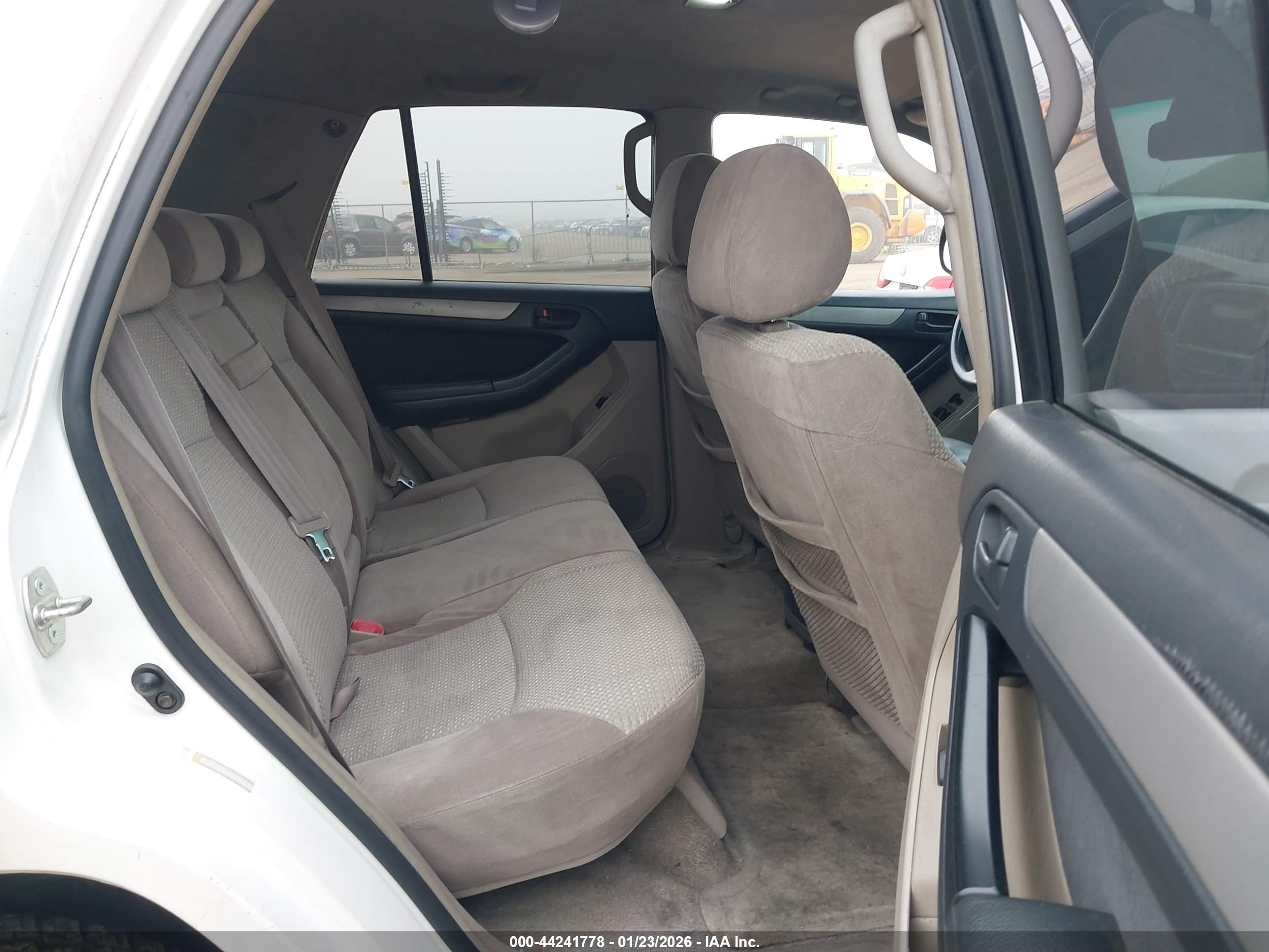 TOYOTA 4RUNNER image 8