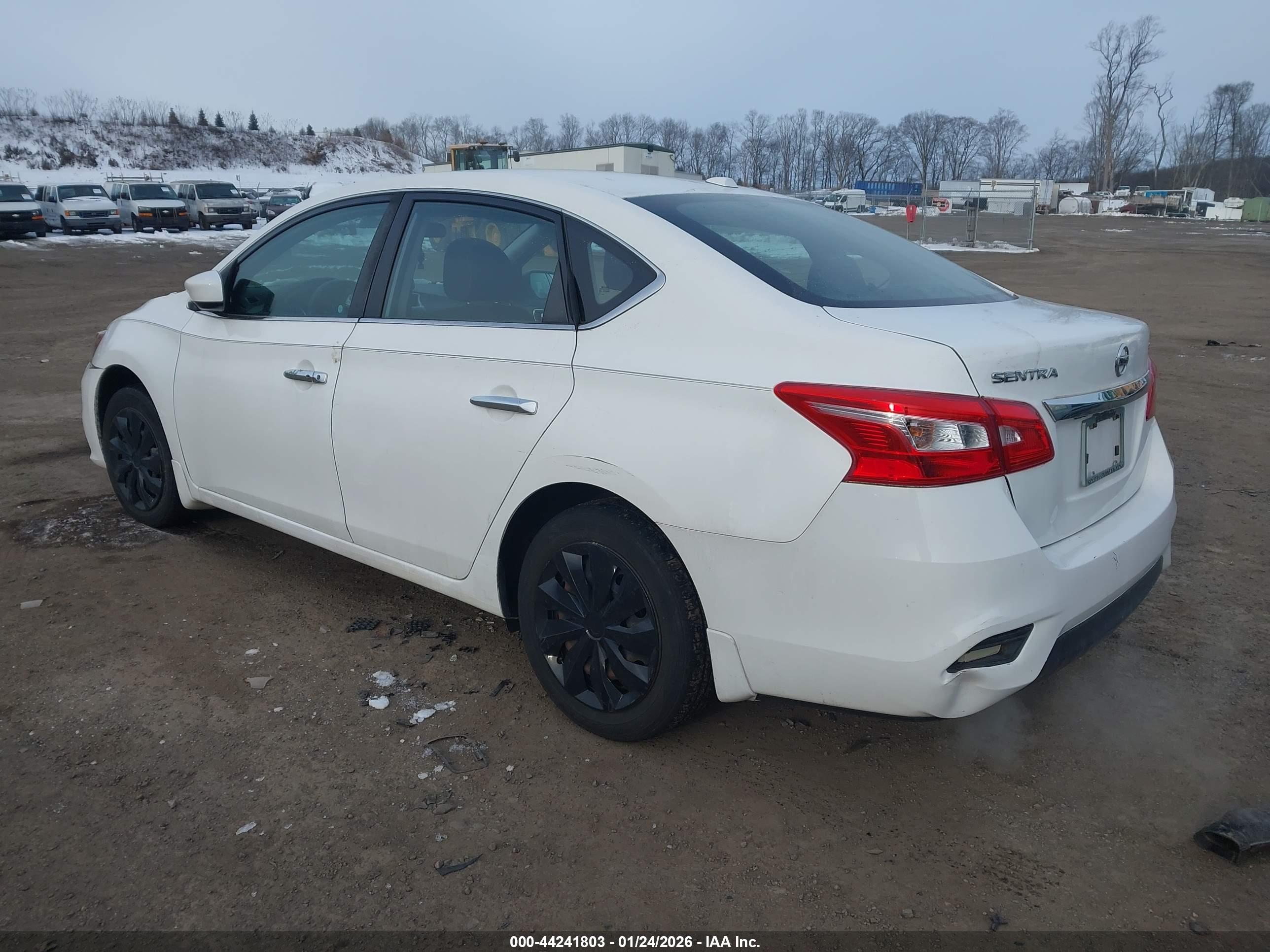 NISSAN SENTRA image 3