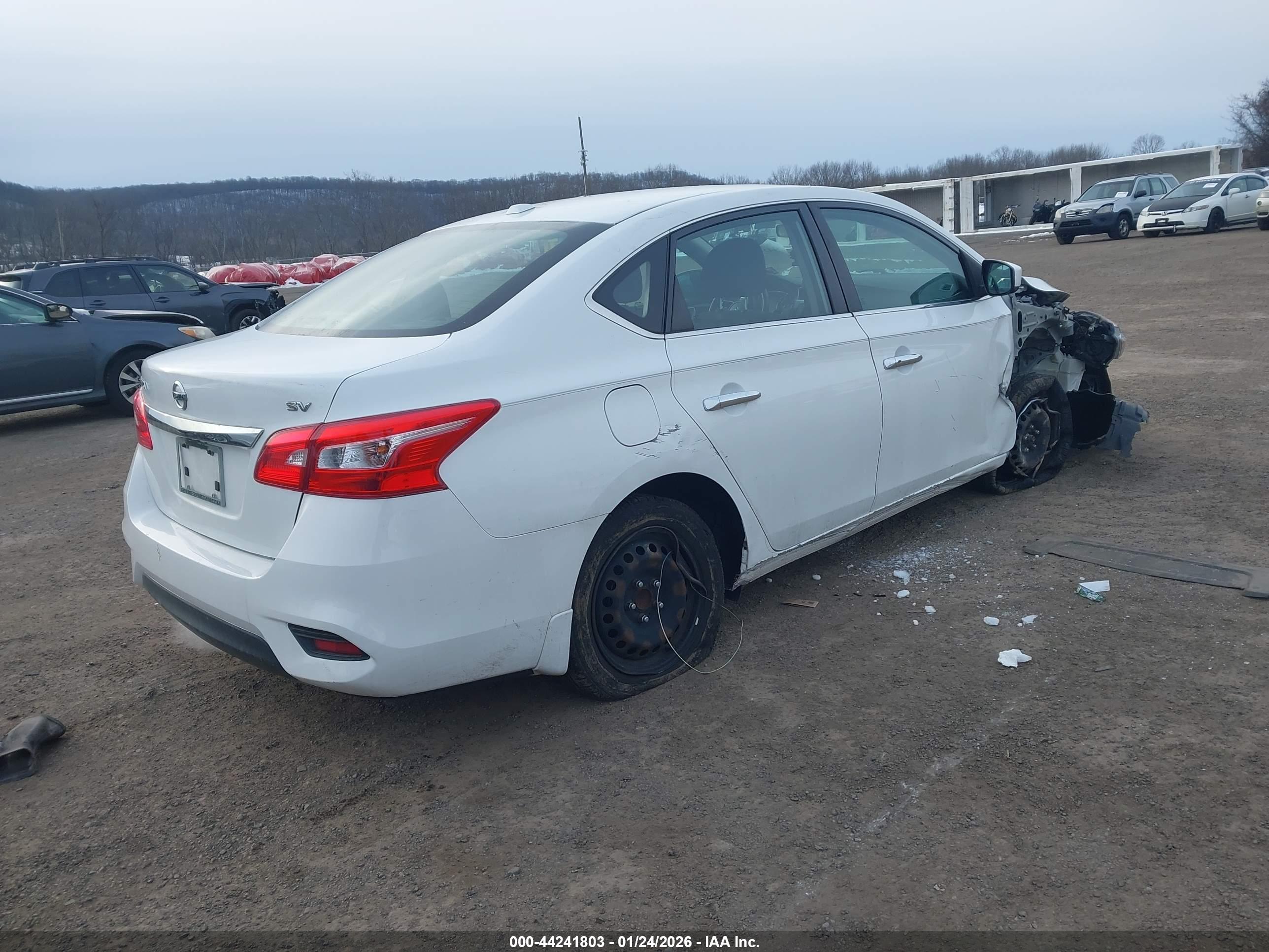 NISSAN SENTRA image 4