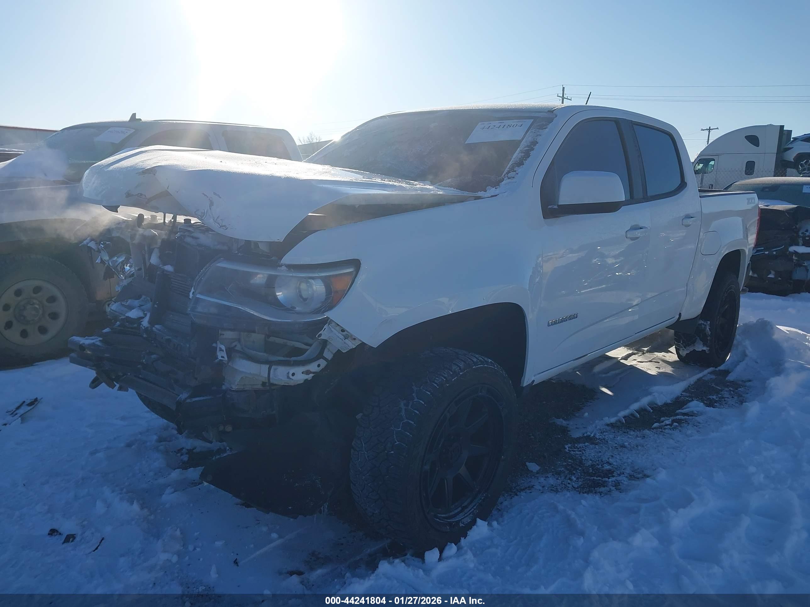 CHEVROLET COLORADO image 2