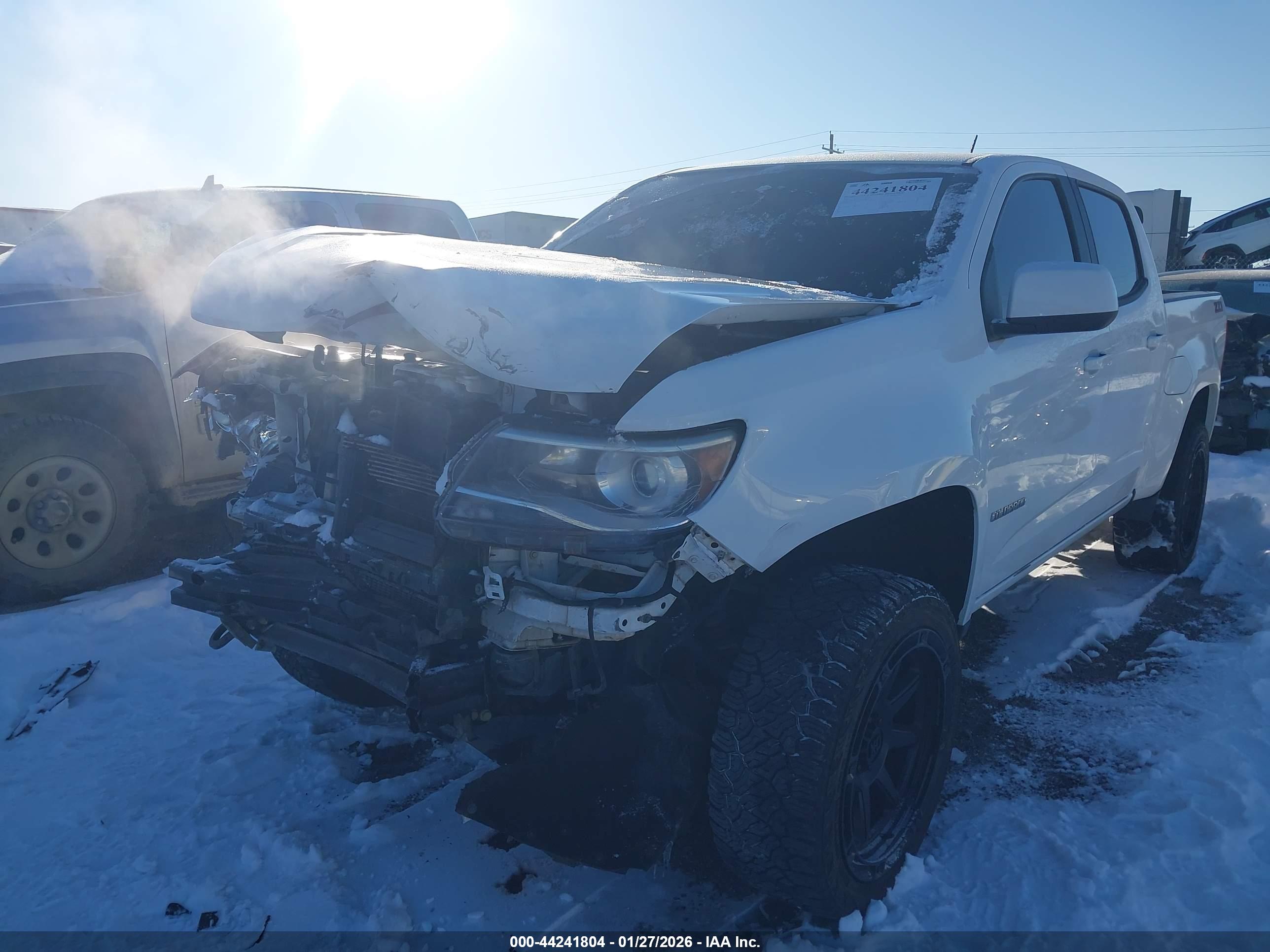 CHEVROLET COLORADO image 6