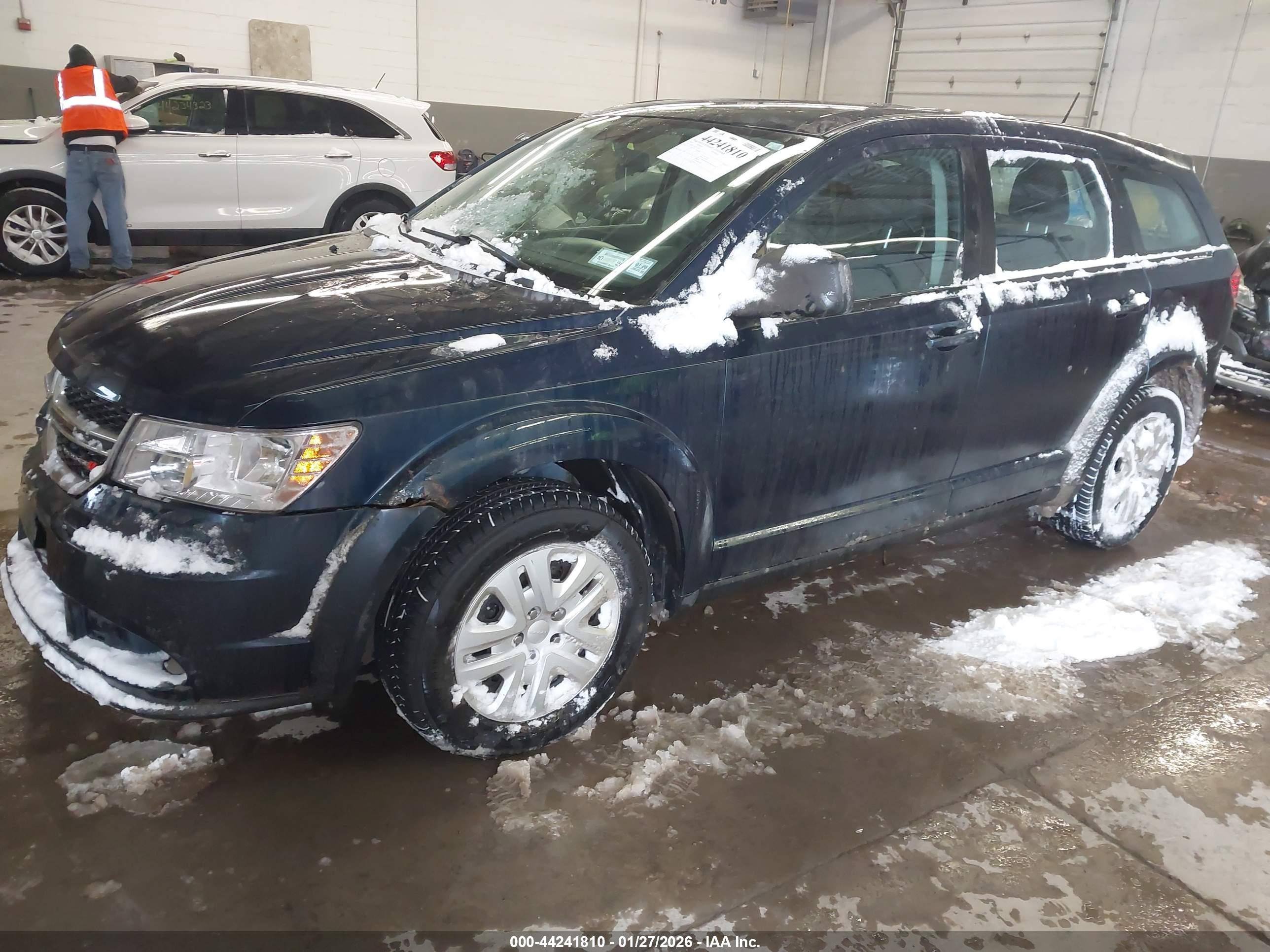 DODGE JOURNEY image 2