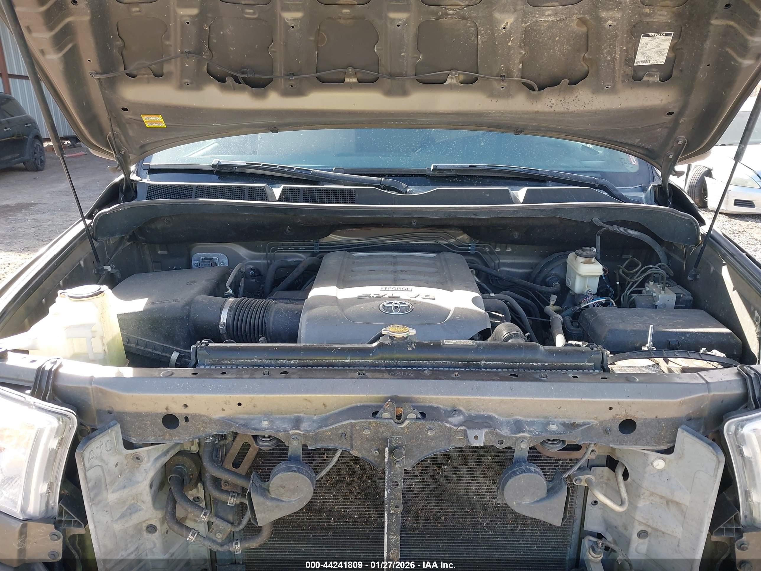 TOYOTA TUNDRA image 10