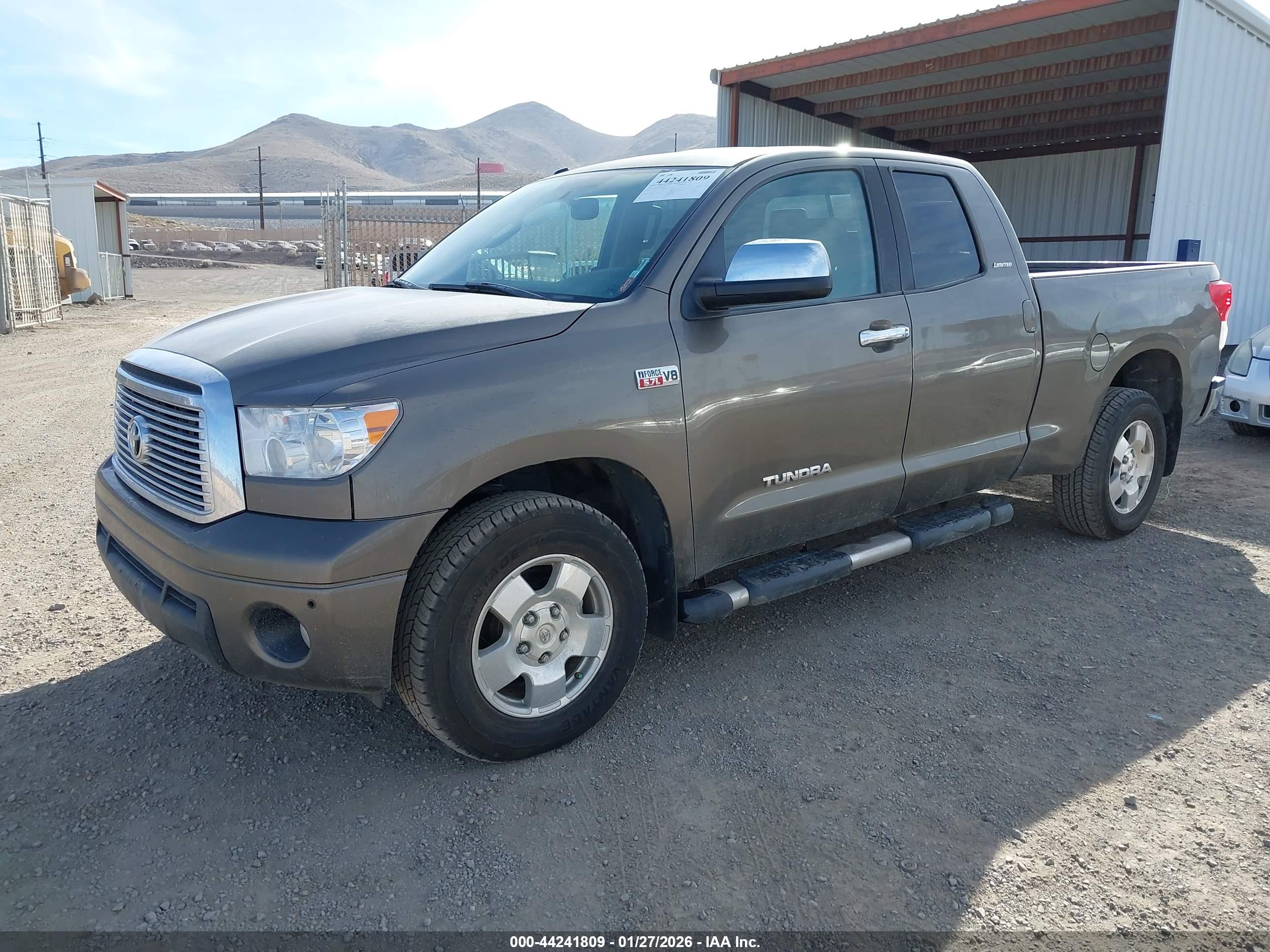 TOYOTA TUNDRA image 2