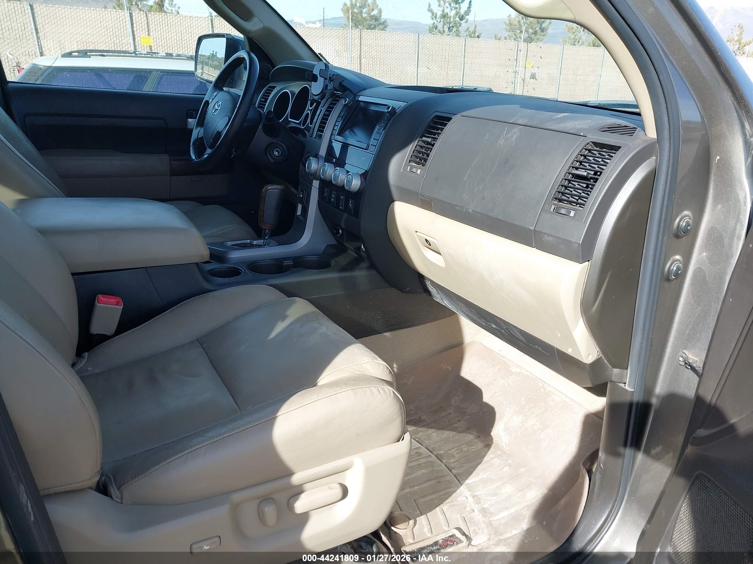 TOYOTA TUNDRA image 5