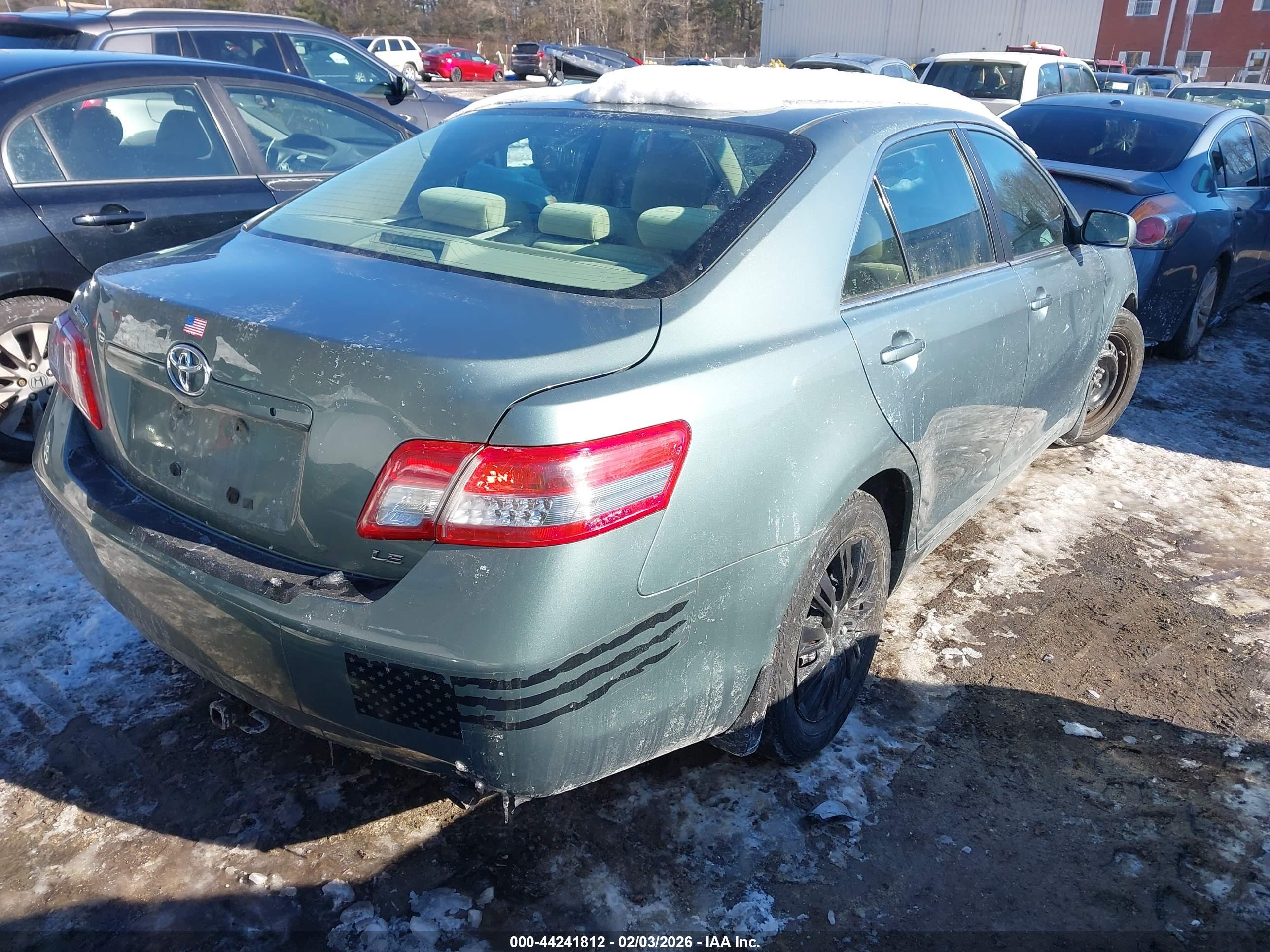 TOYOTA CAMRY image 4