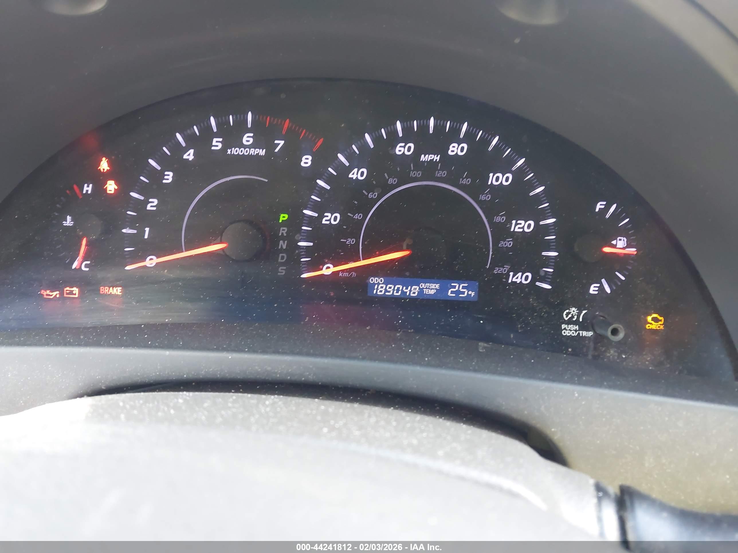 TOYOTA CAMRY image 7