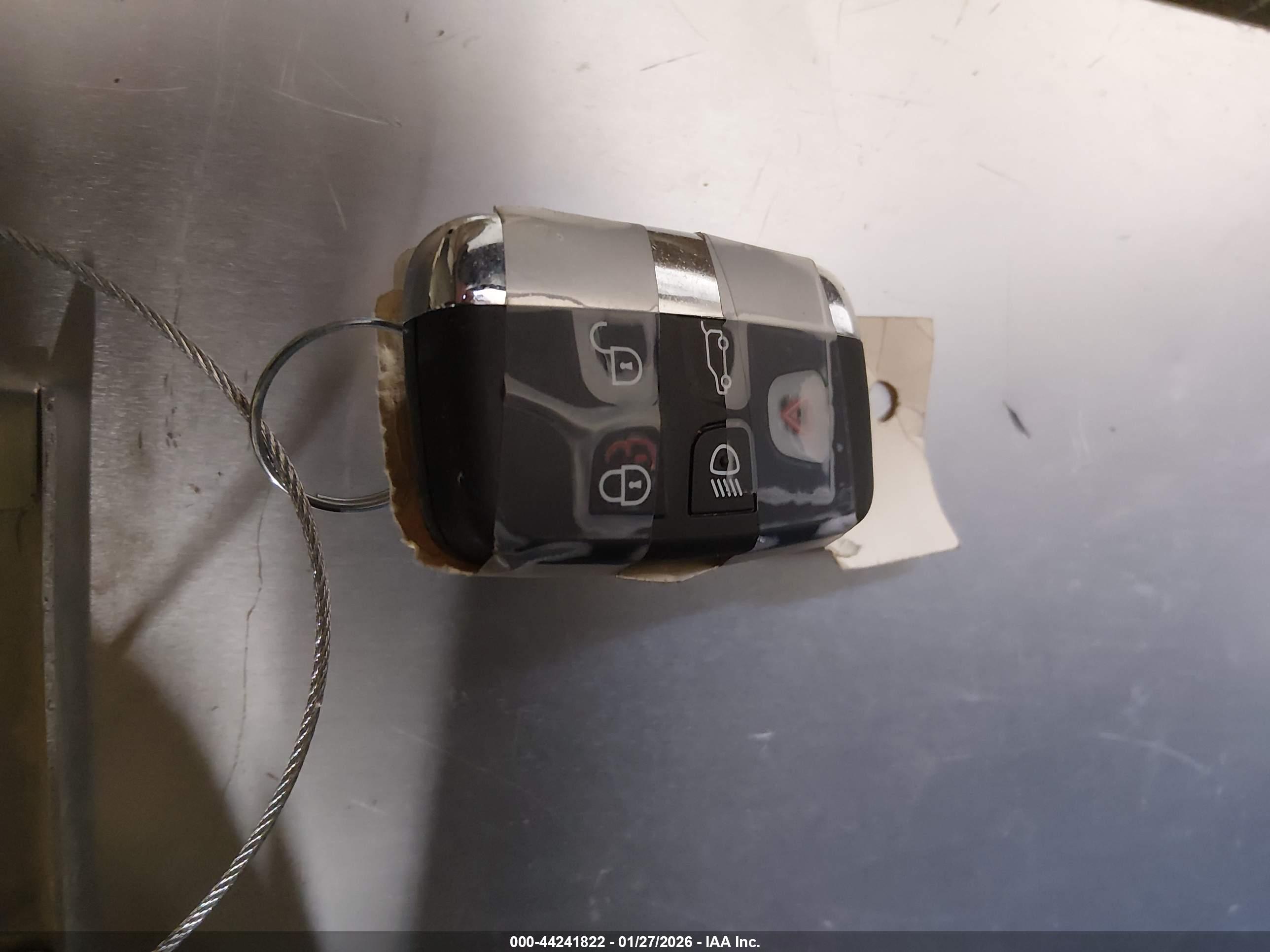 LAND ROVER image 11