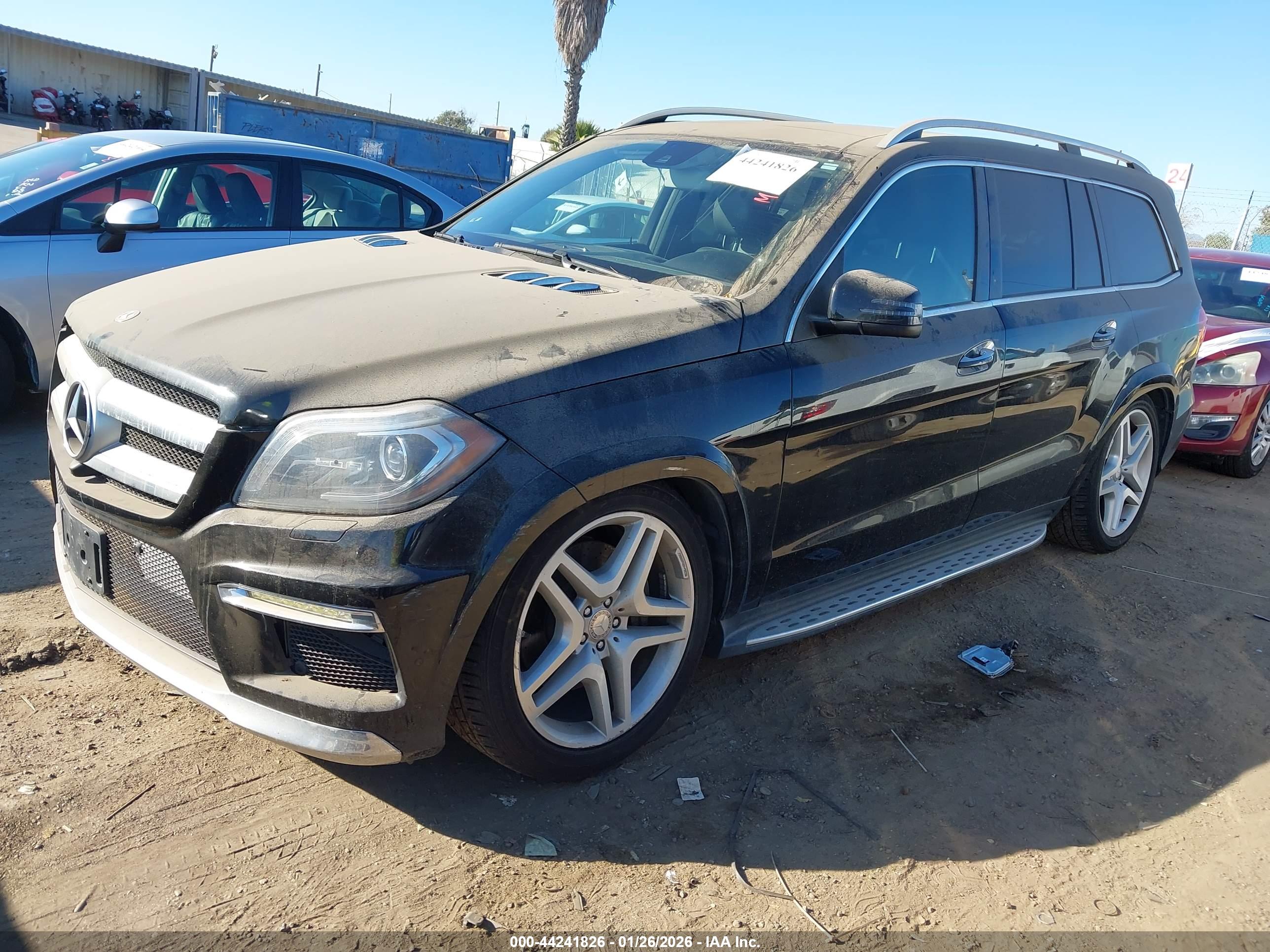 MERCEDES-BENZ GL image 2