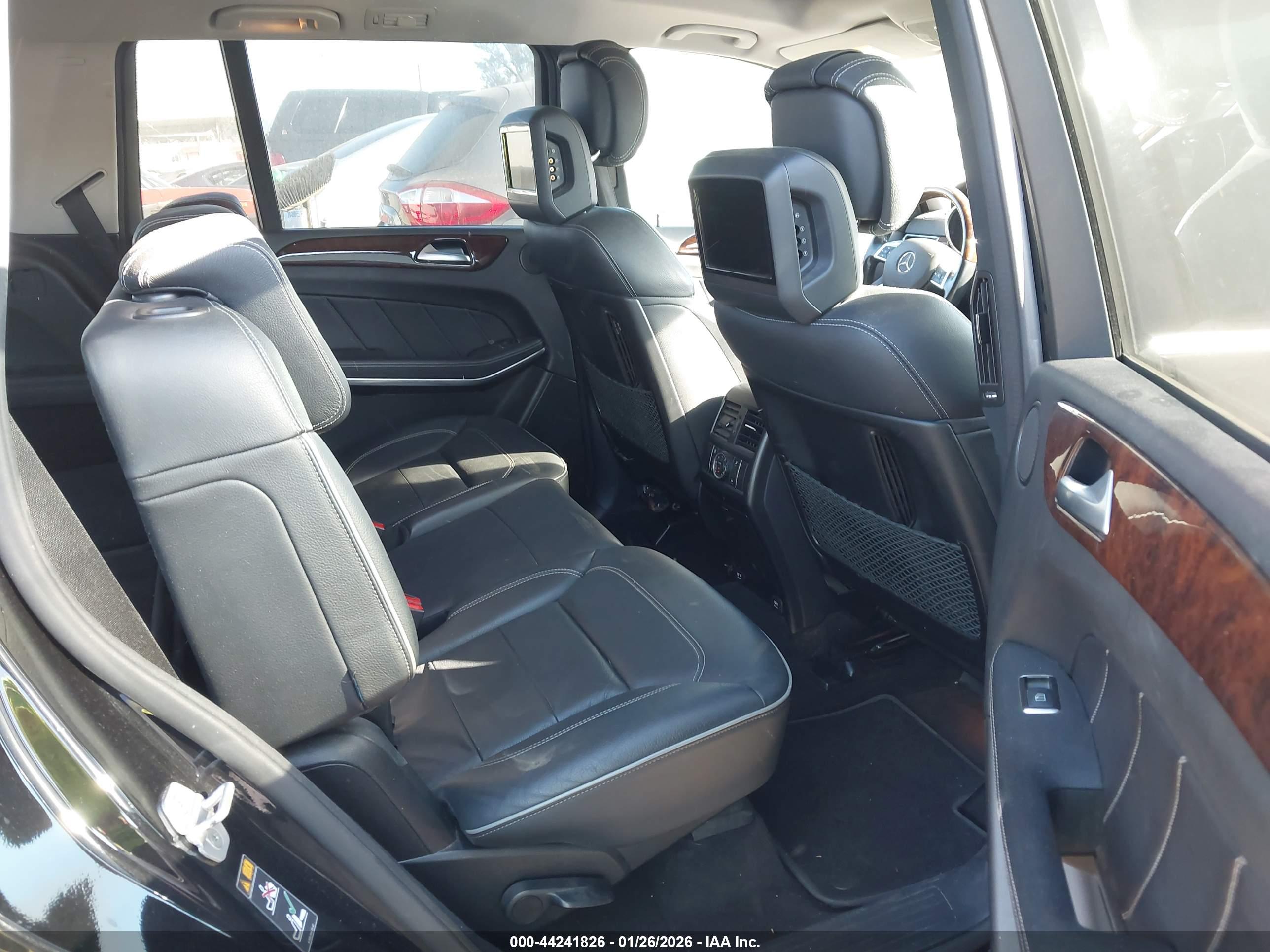 MERCEDES-BENZ GL image 8