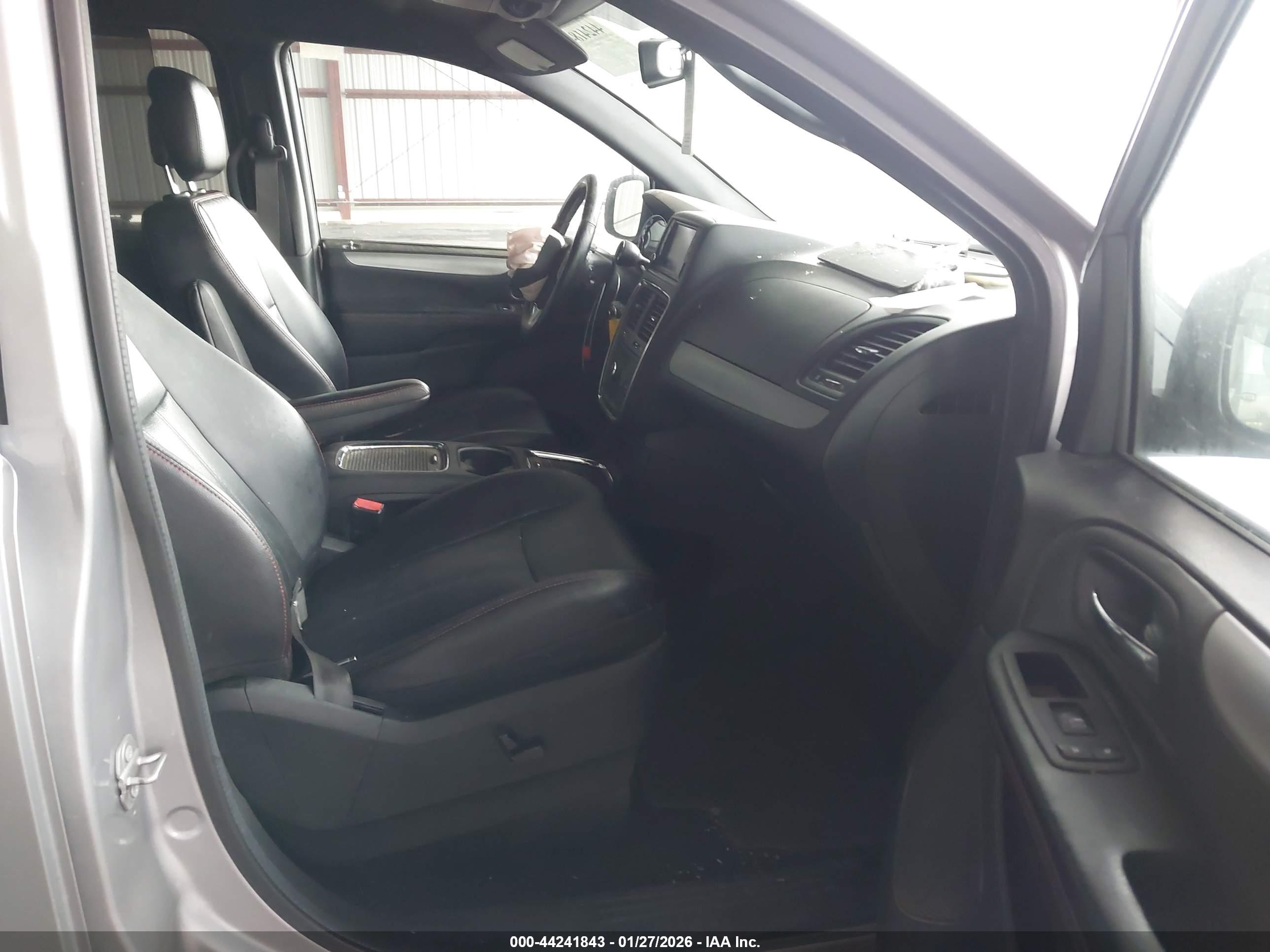 DODGE GRAND image 5