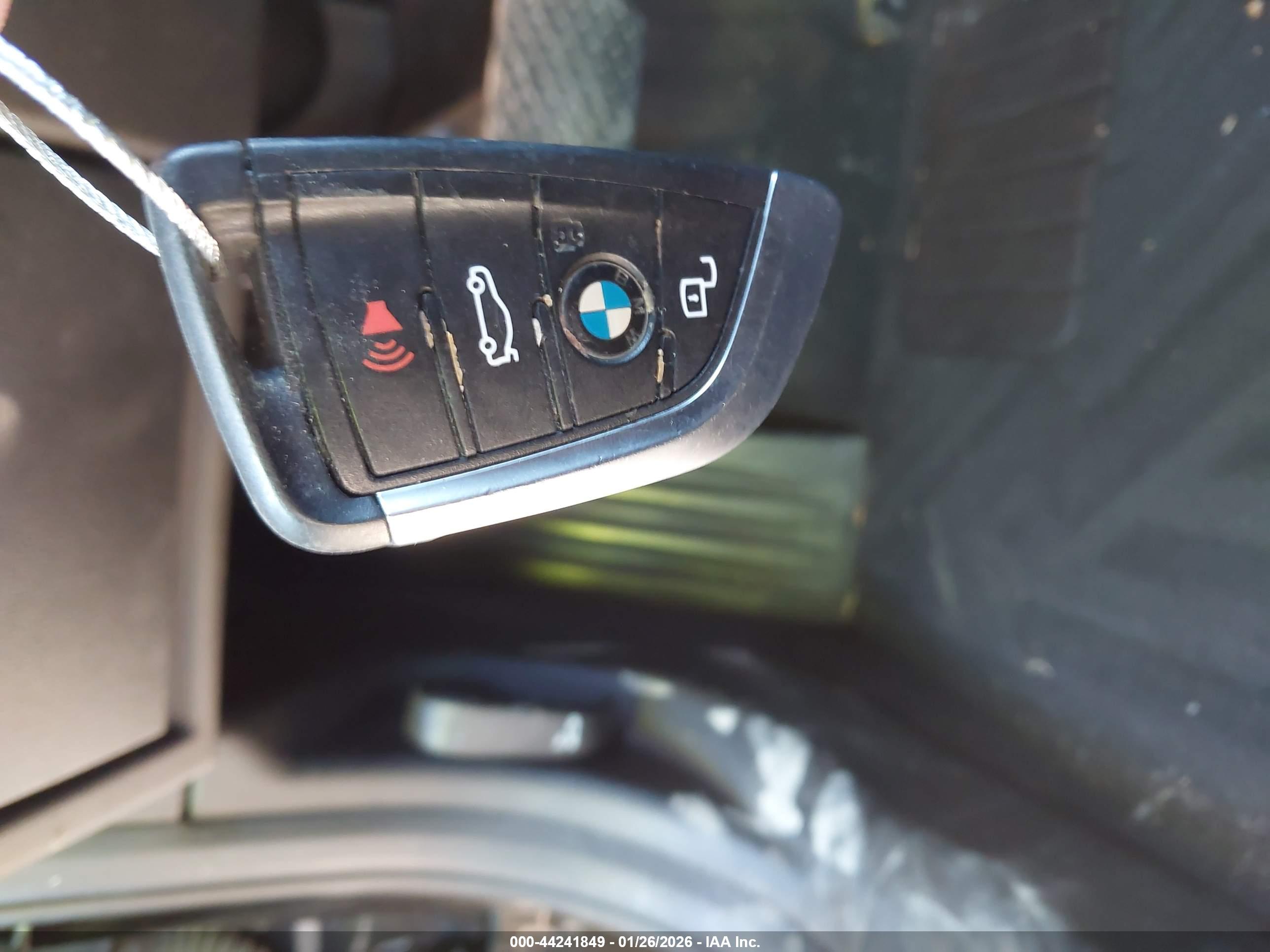BMW 330I image 11
