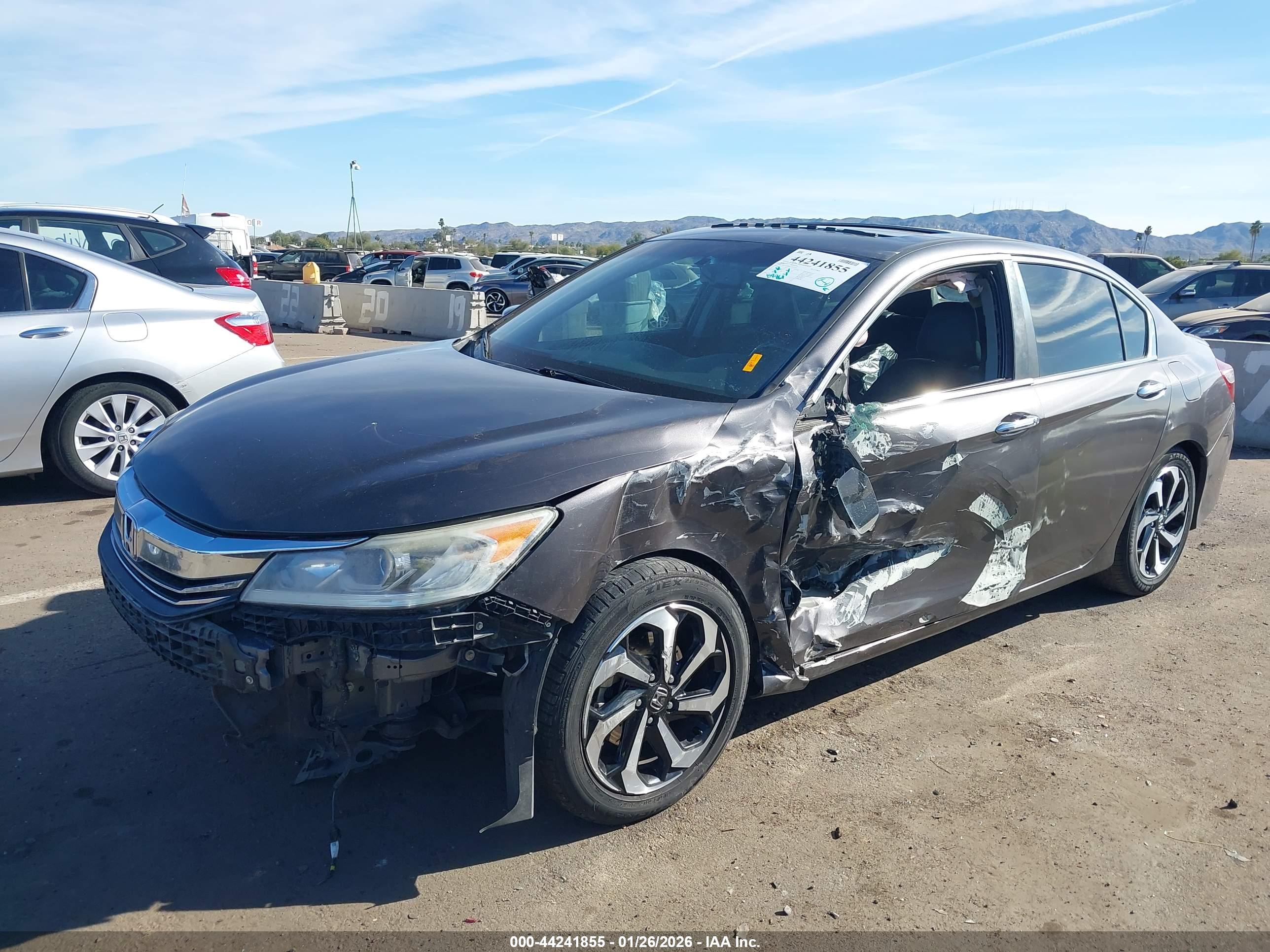 HONDA ACCORD image 6