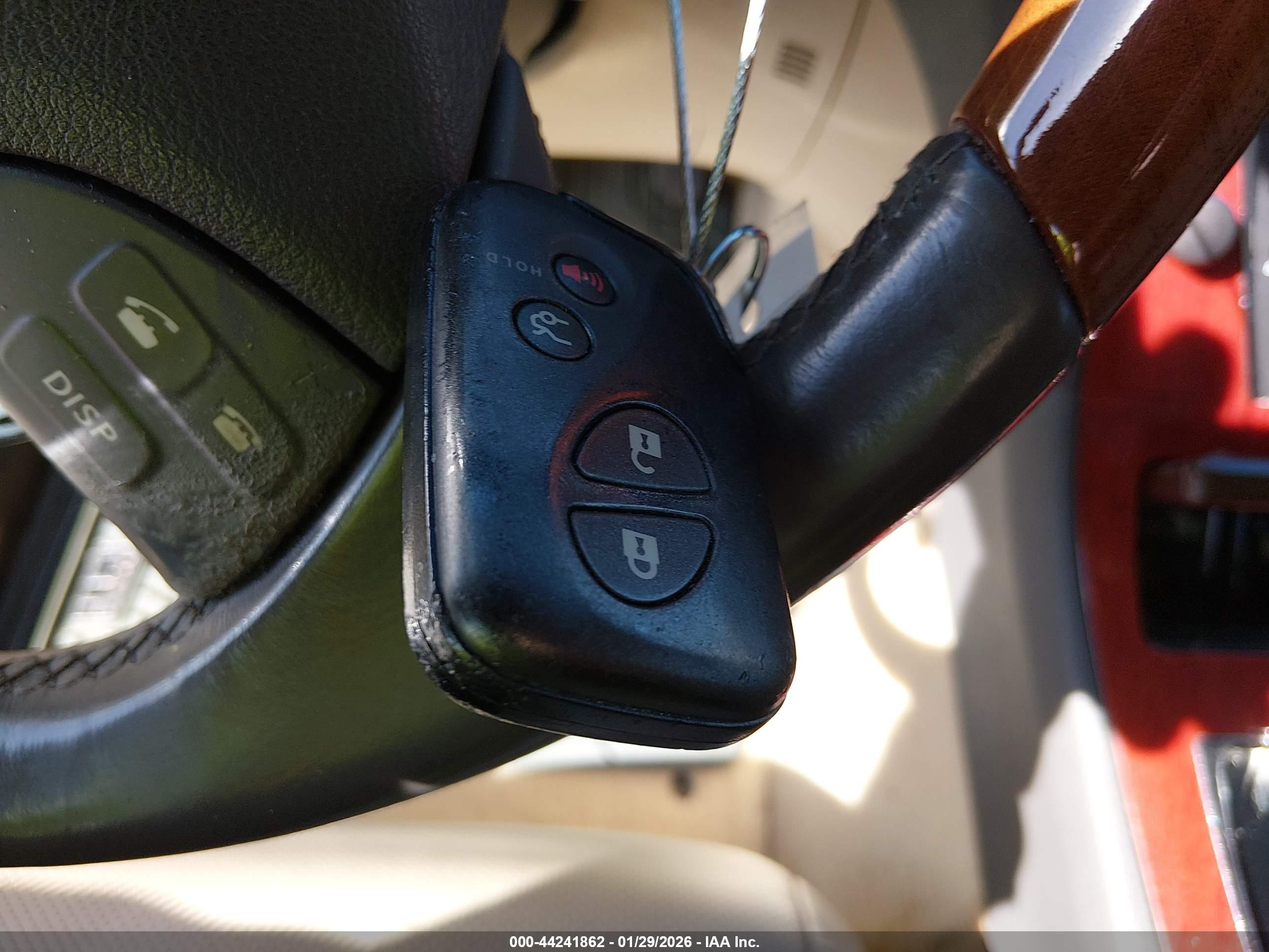 LEXUS ES image 11