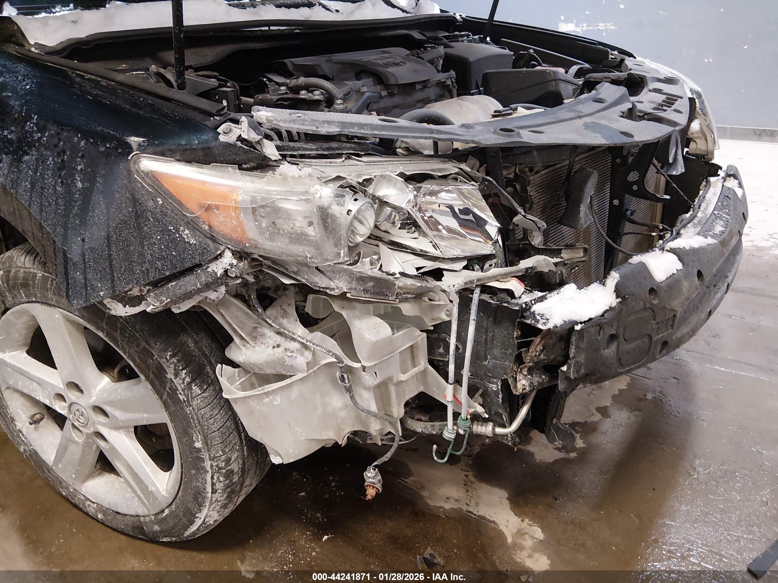 TOYOTA CAMRY image 6