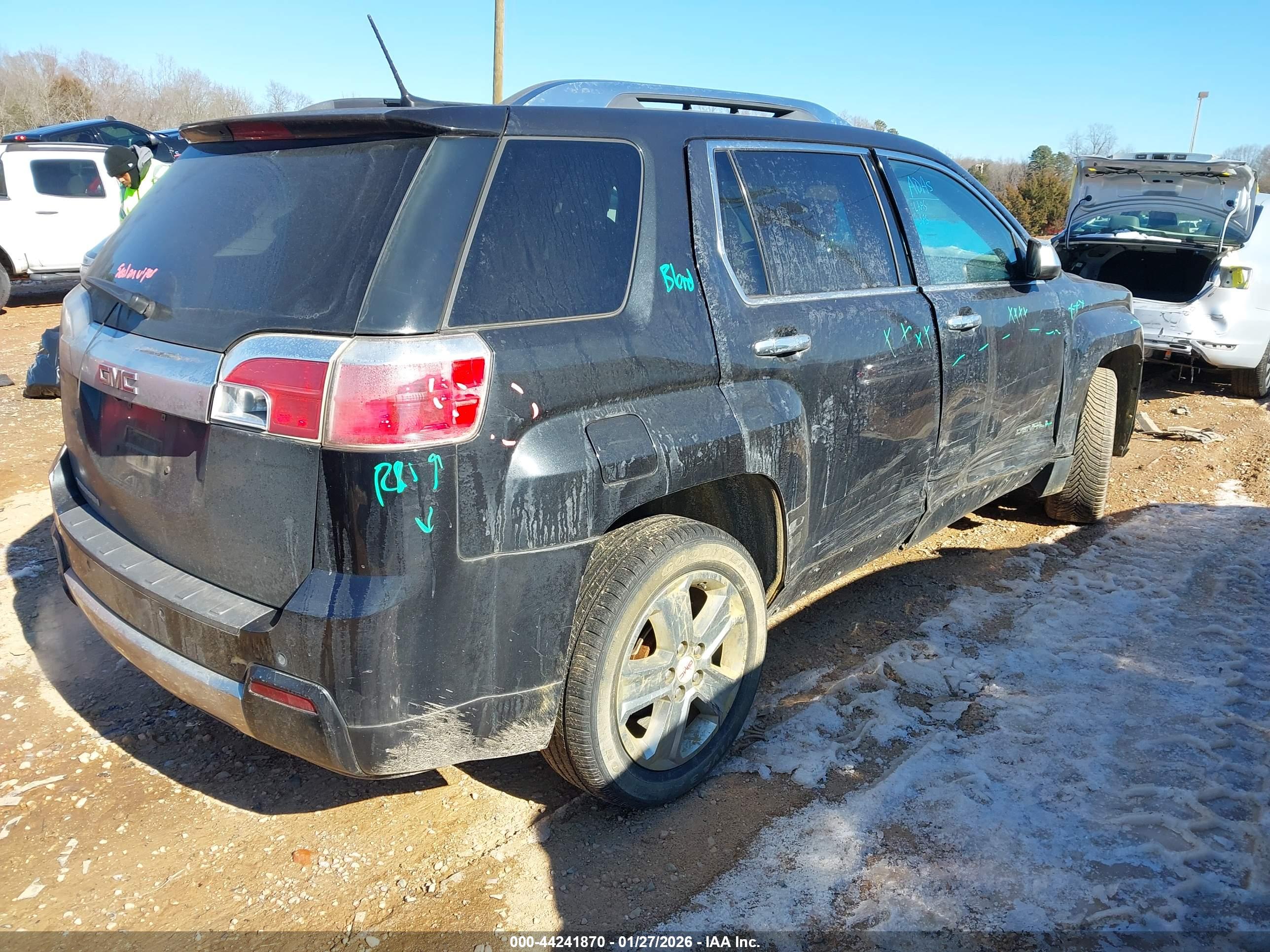 GMC TERRAIN image 4