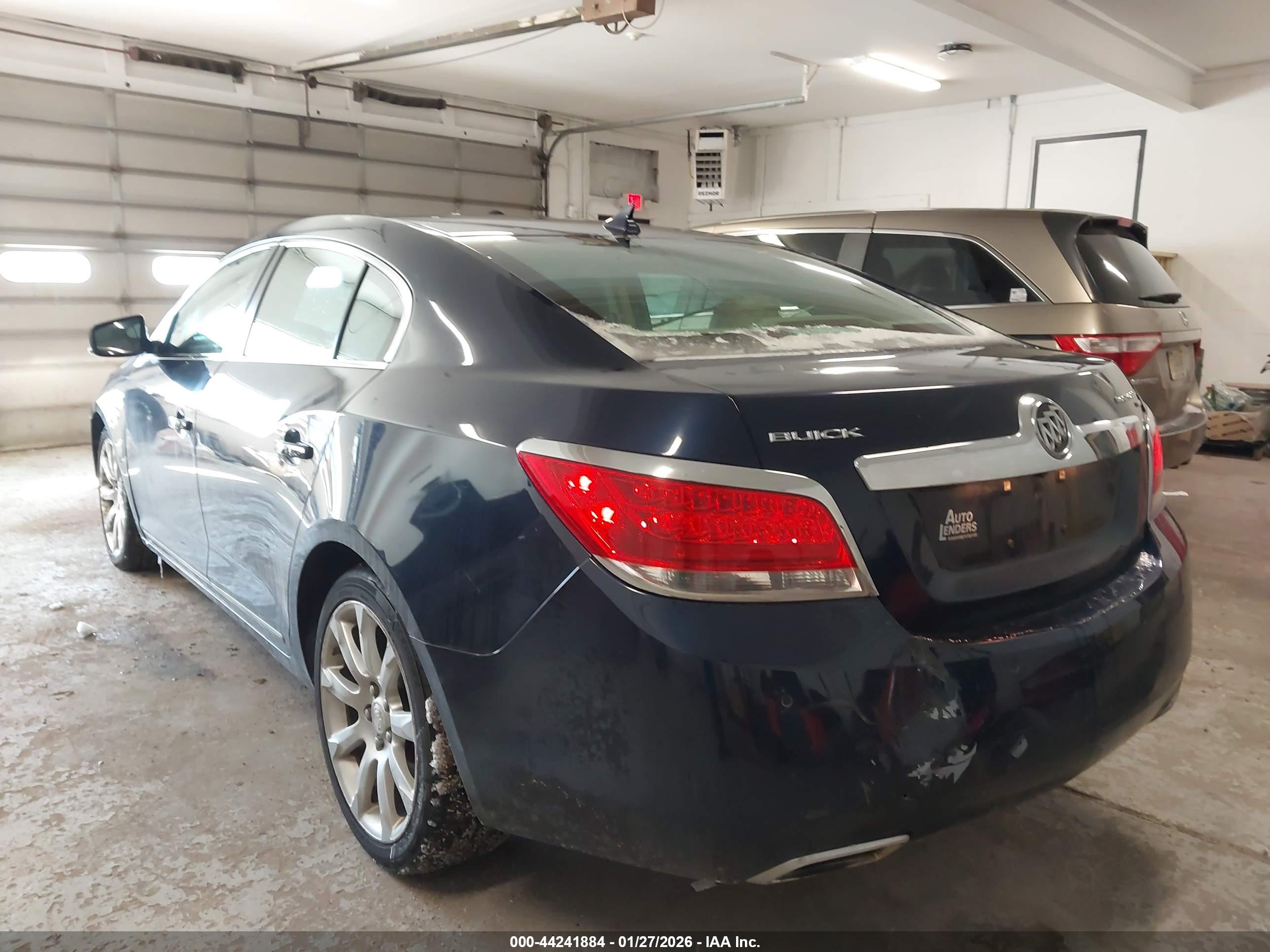 BUICK LACROSSE image 3