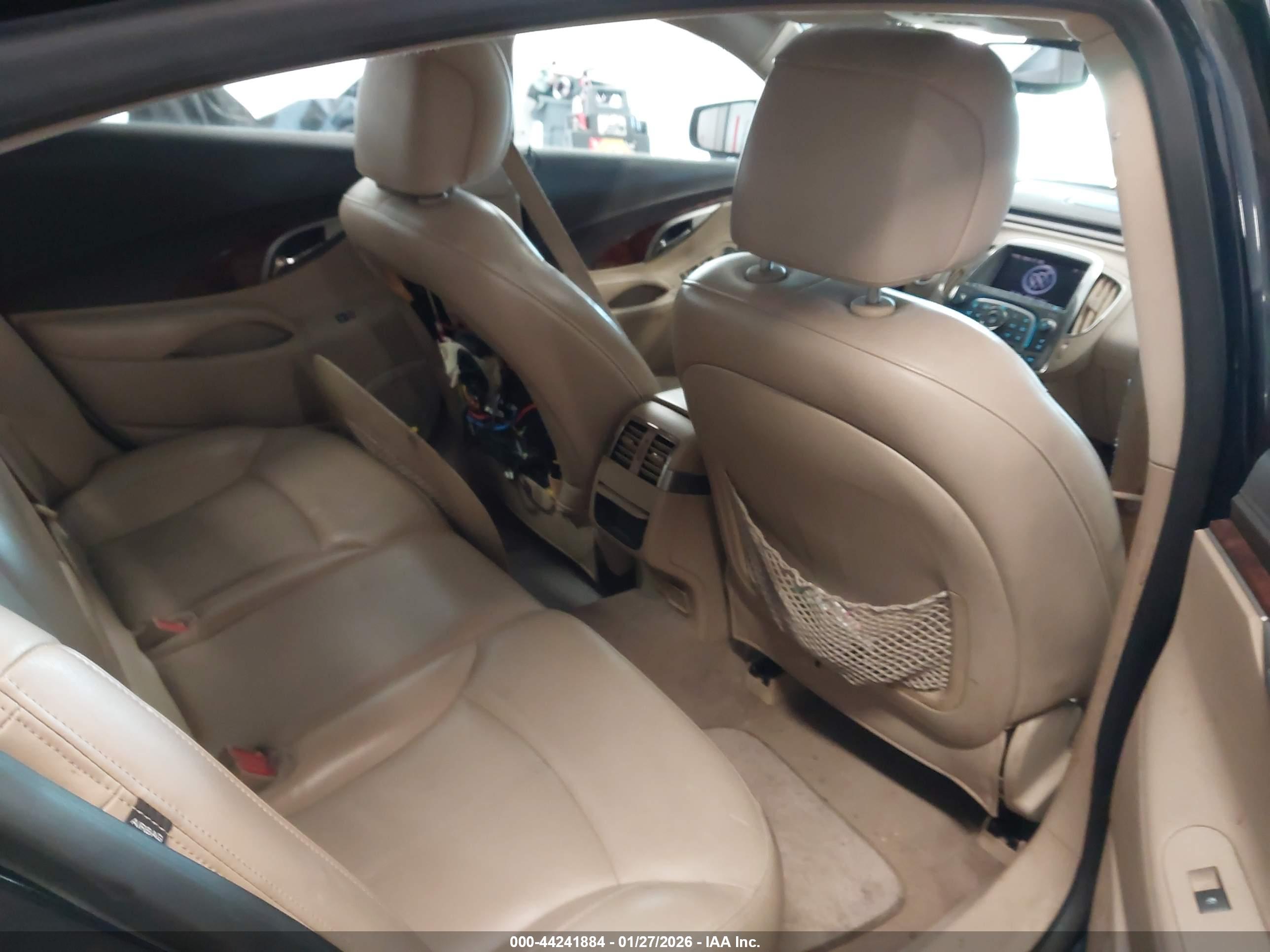 BUICK LACROSSE image 8