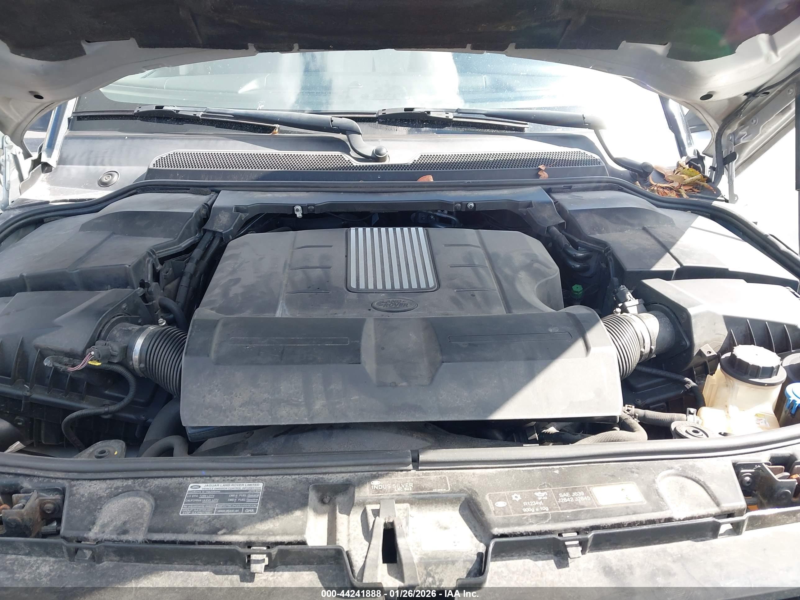 LAND ROVER image 10