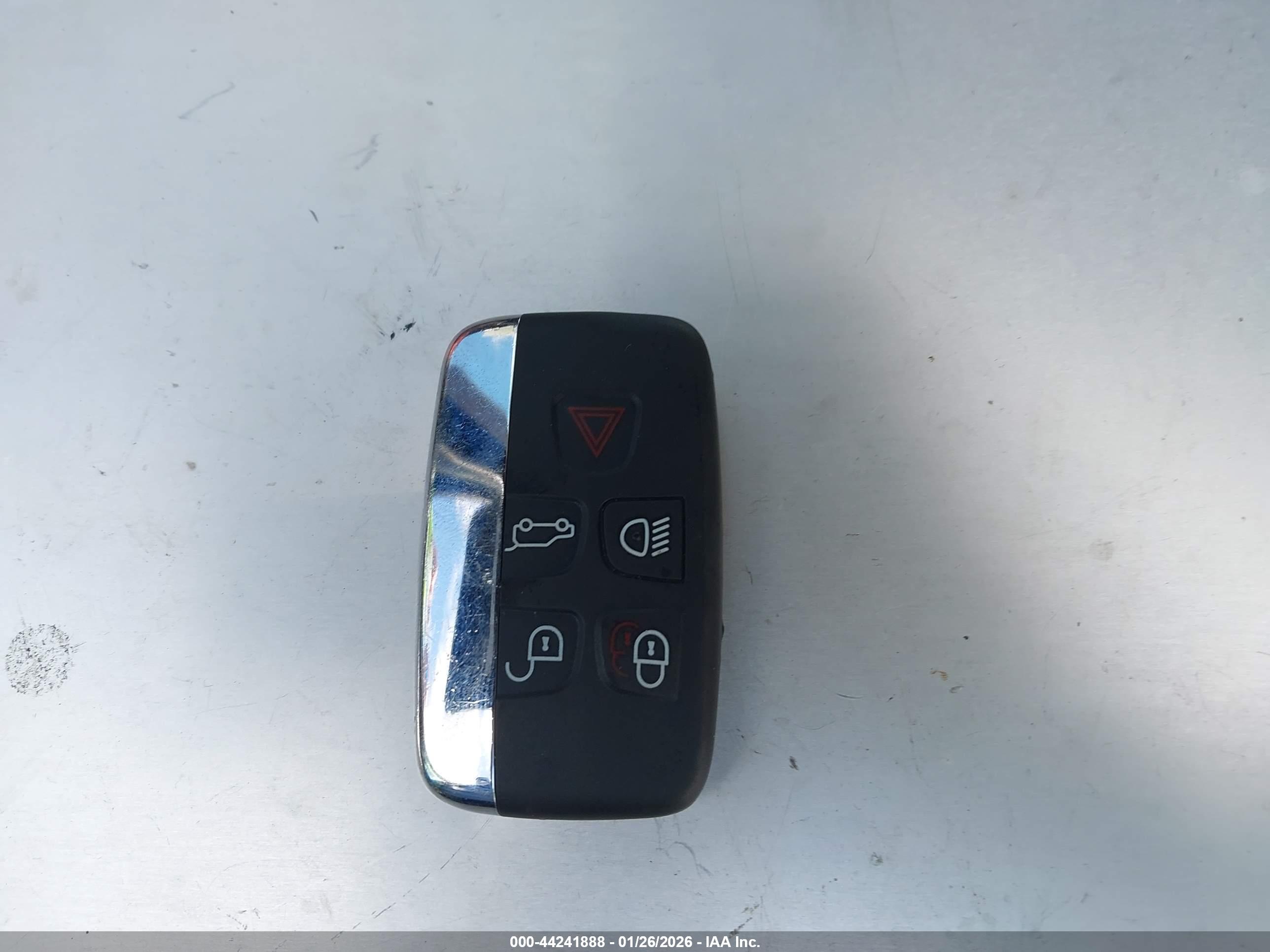 LAND ROVER image 11