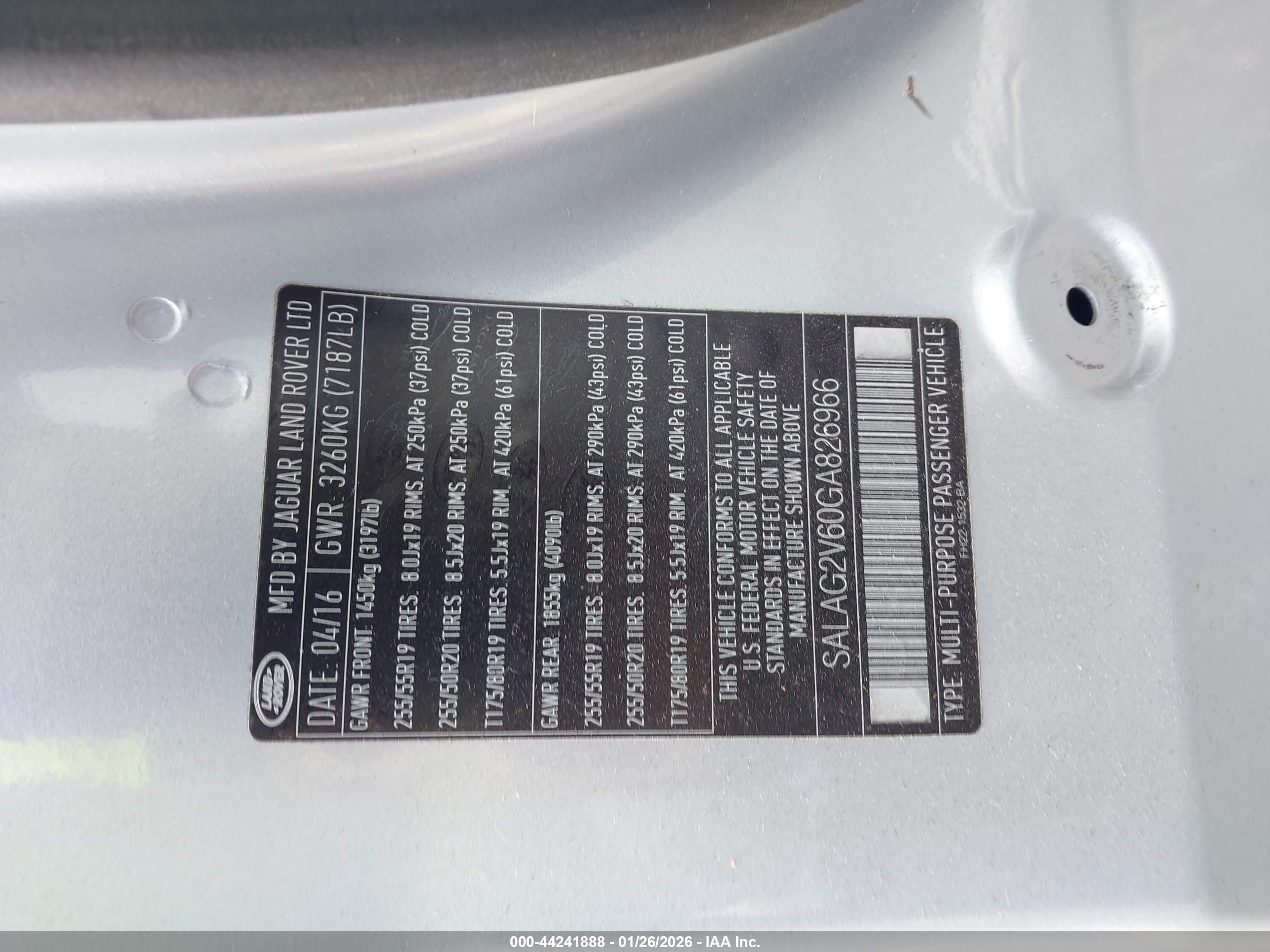 LAND ROVER image 9