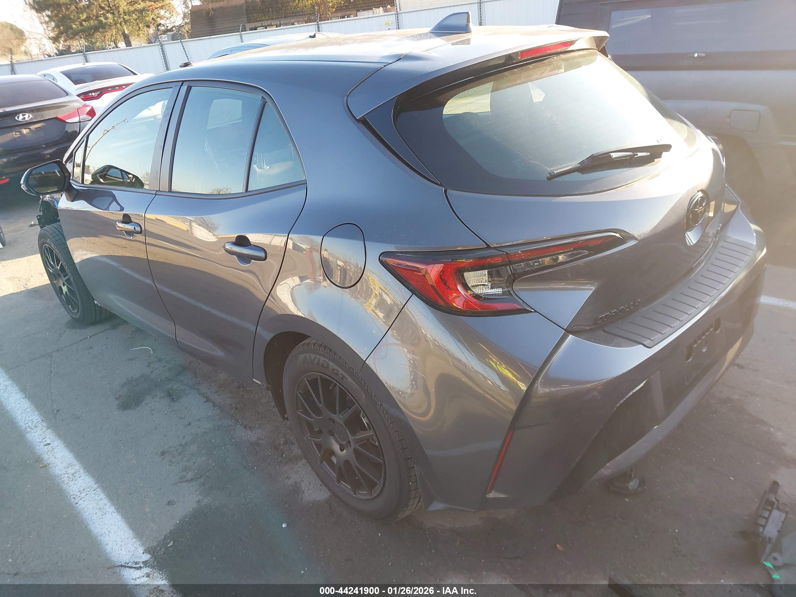 TOYOTA COROLLA image 3