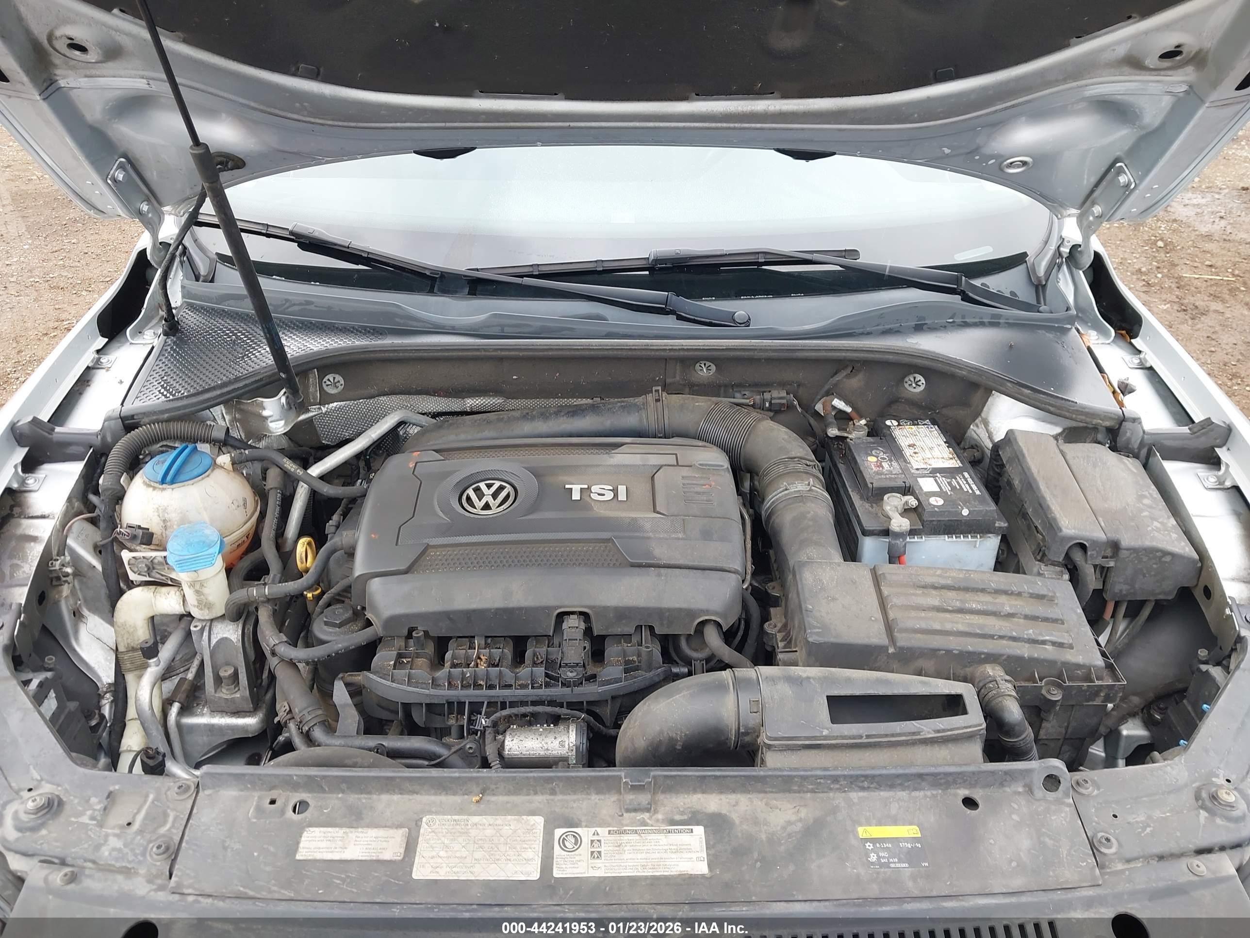VOLKSWAGEN PASSAT image 10