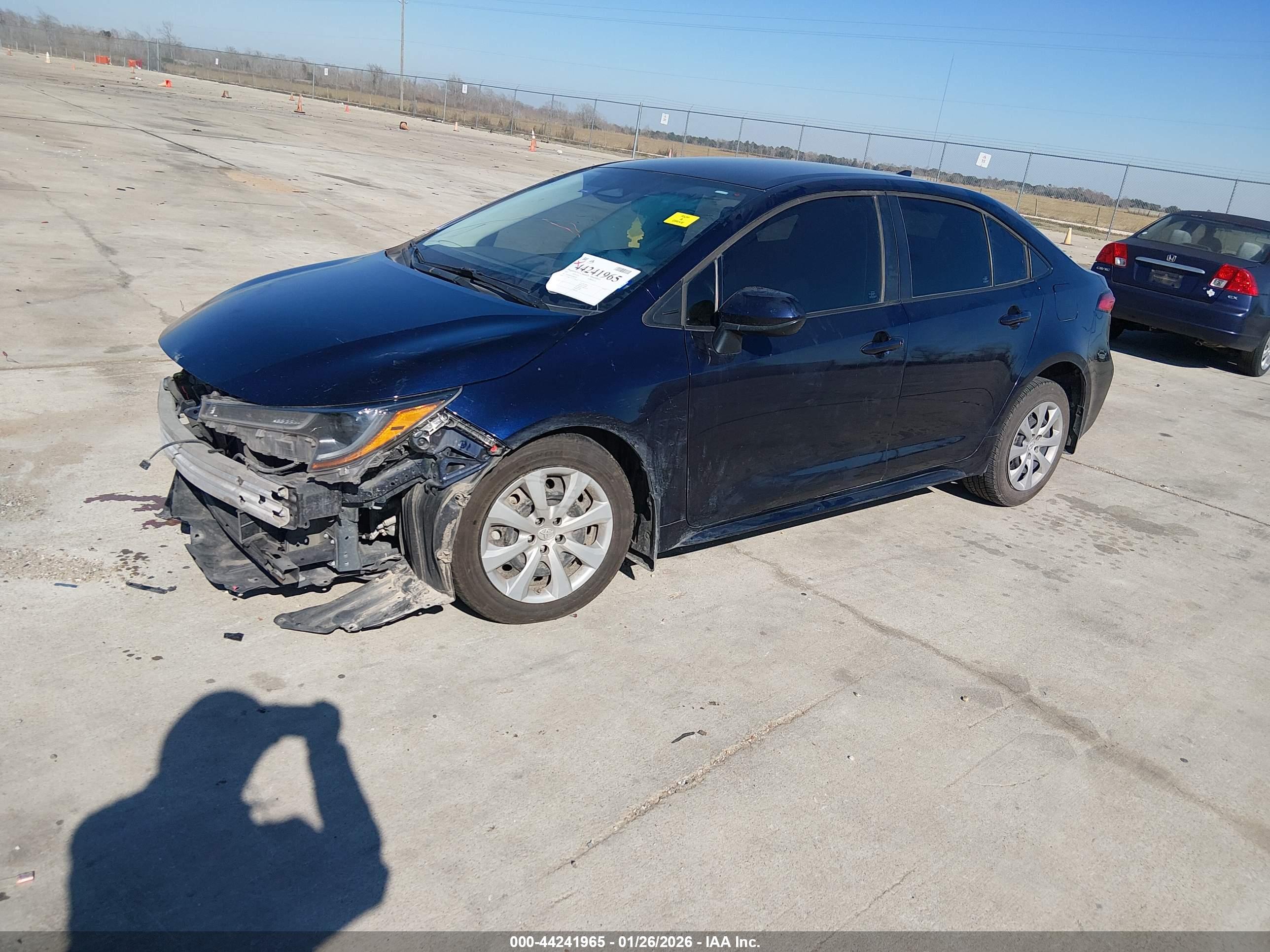 TOYOTA COROLLA image 2