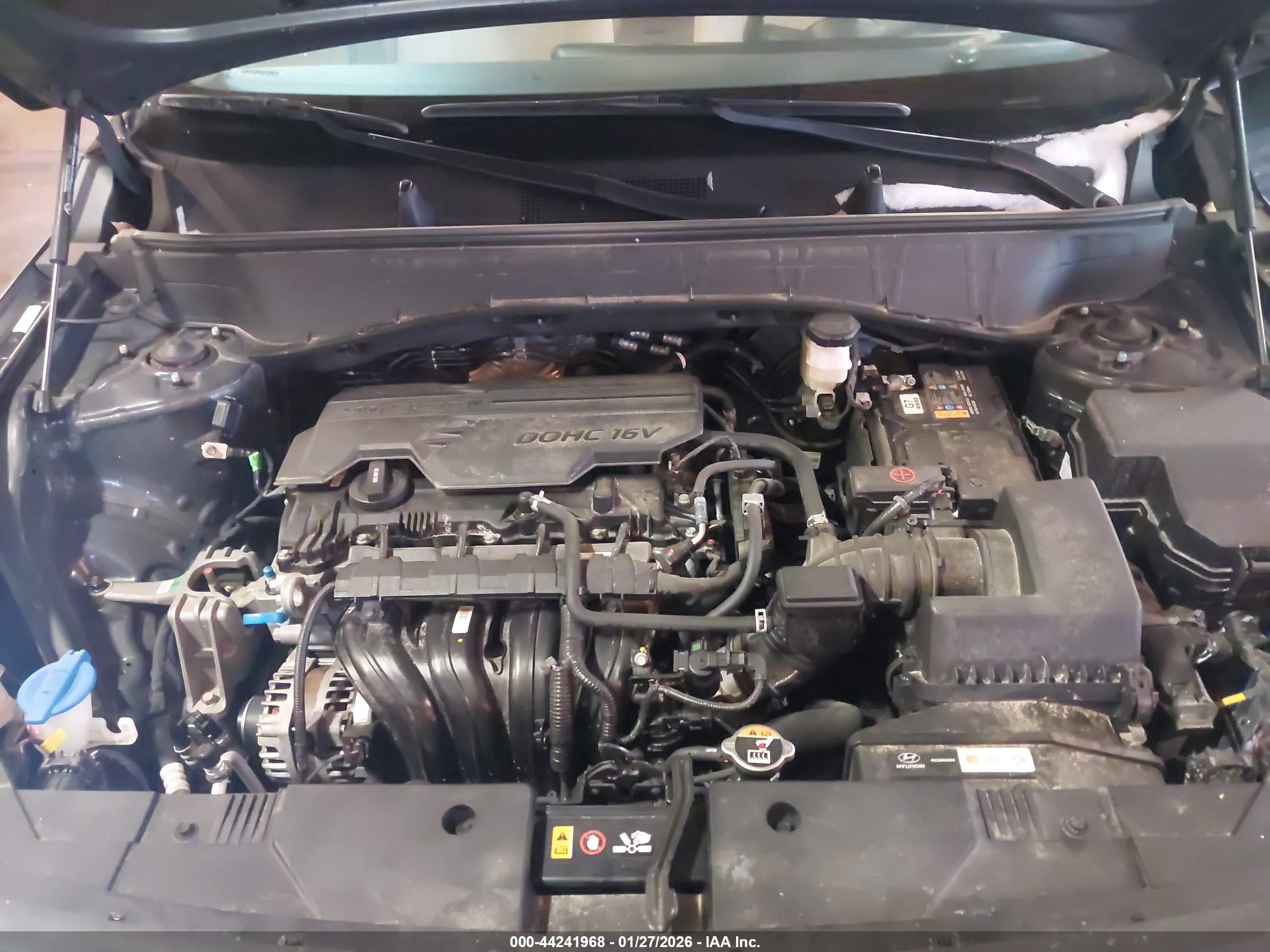 HYUNDAI KONA image 10