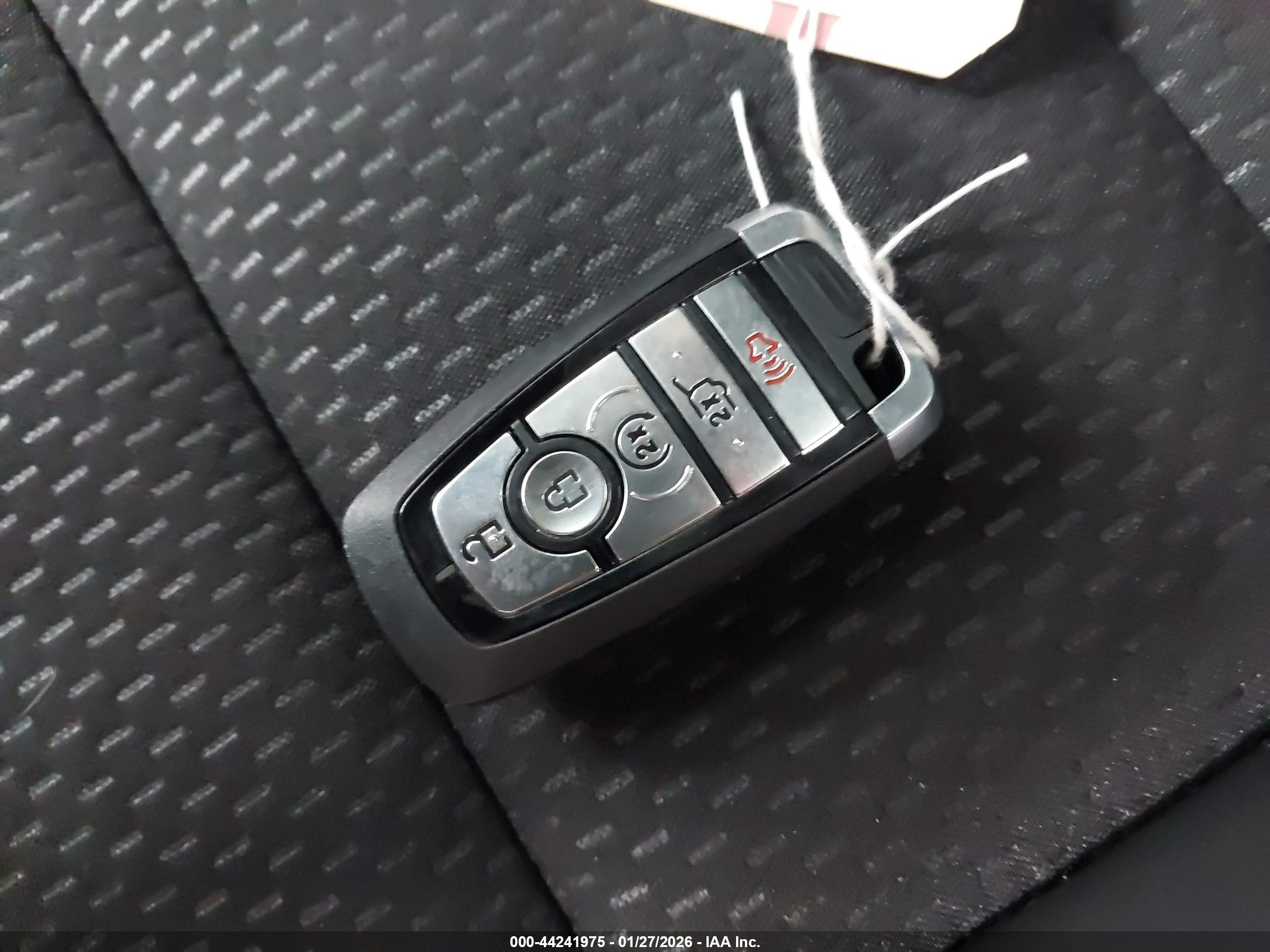 FORD ESCAPE image 11